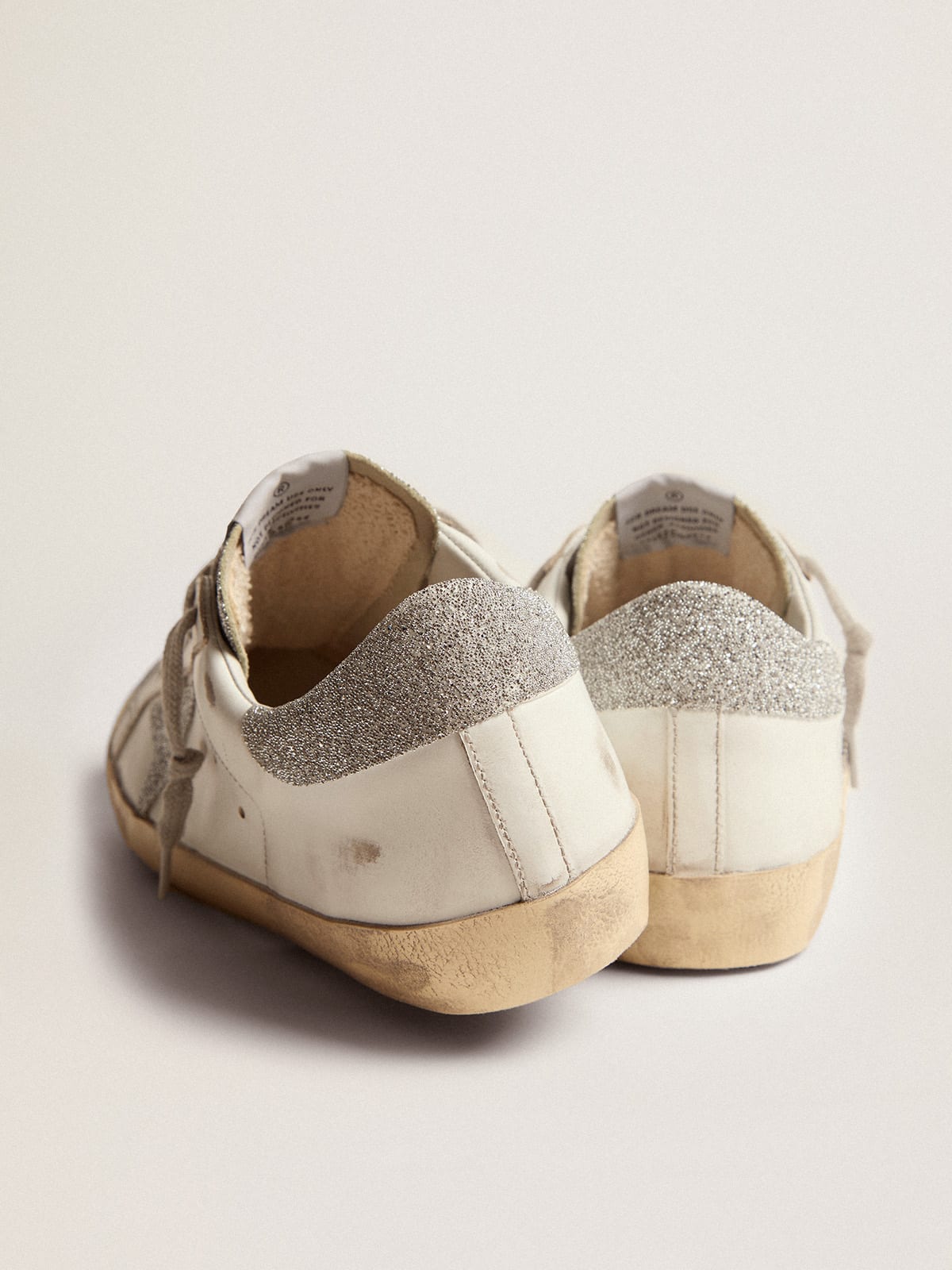 Women's Super-Star in white leather with gray suede star