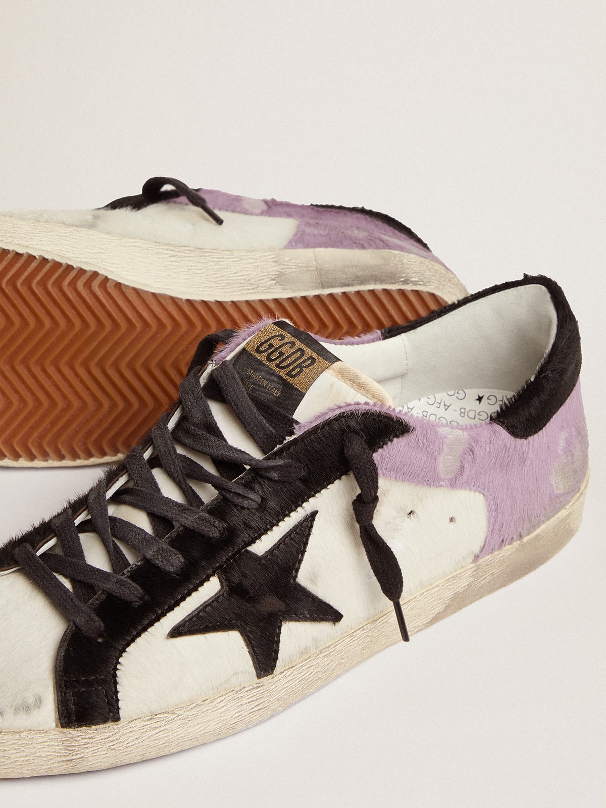 Golden Goose - Super-Star sneakers in white and lilac pony skin with black pony skin inserts in 