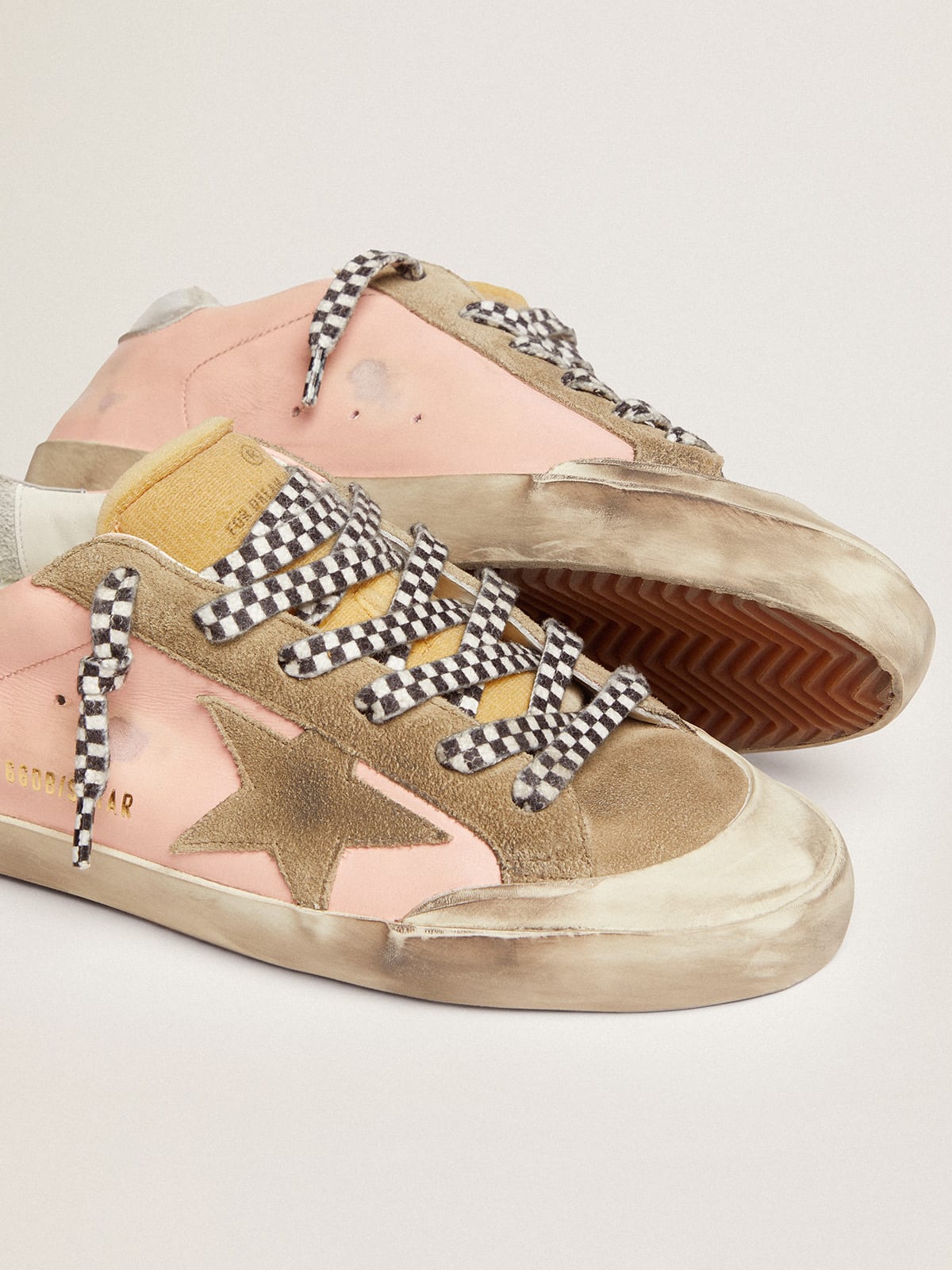 Golden goose hot sale superstar pink