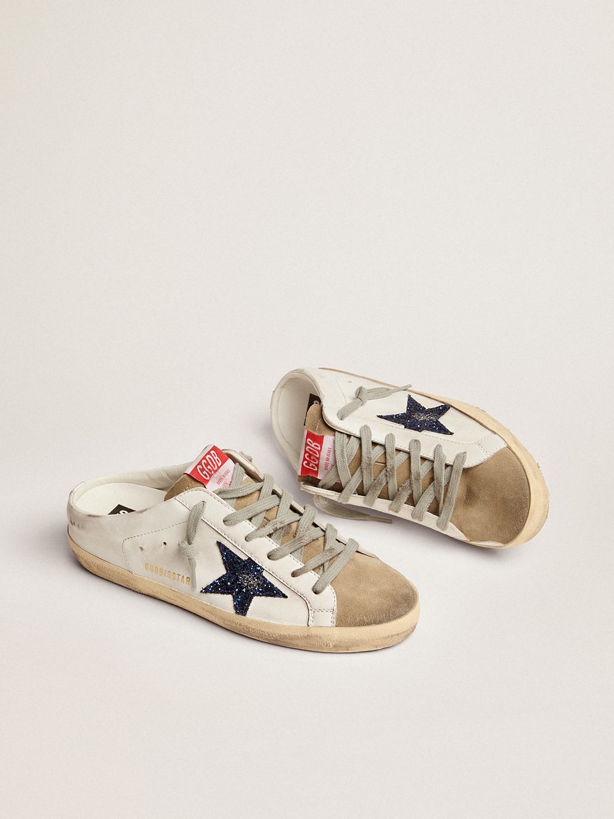 Women\'s Super-Star Sabot in white leather with blue glitter star | Golden  Goose