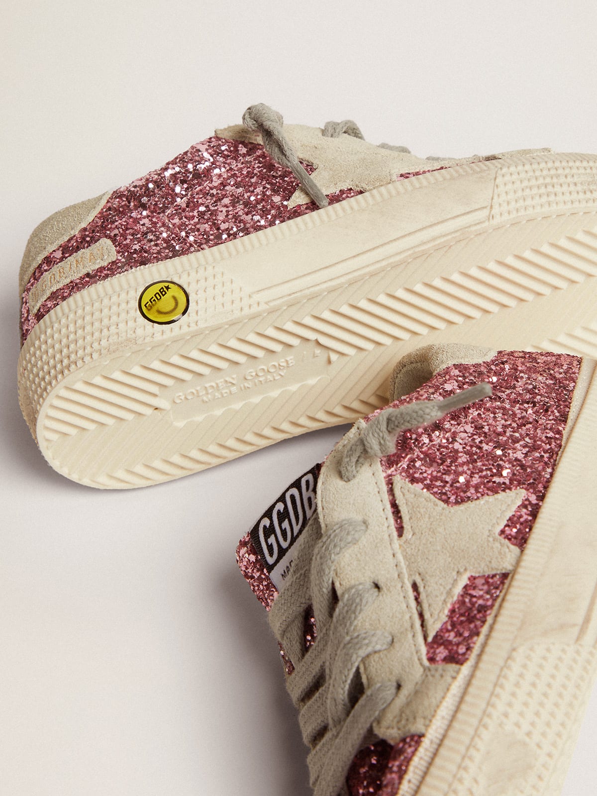 Golden Goose - May sneakers in pink glitter with star and heel tab in ice-gray suede in 