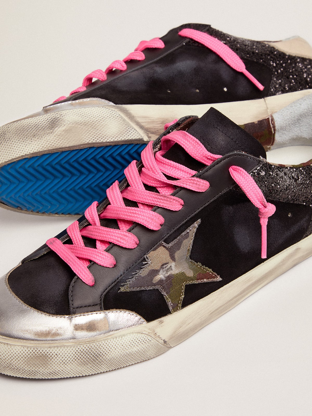 Golden Goose - Super-Star sneakers in black glitter and suede with camouflage fabric star in 