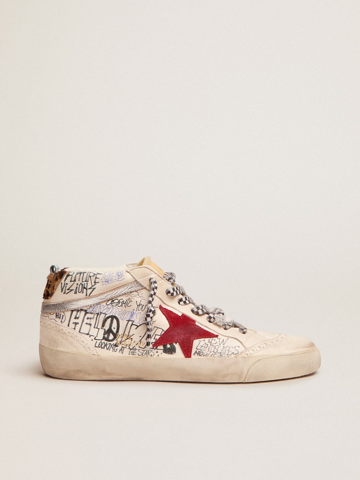 Golden Goose - Sneakers Mid Star LTD avec inscriptions en contraste et étoile en daim rouge in 