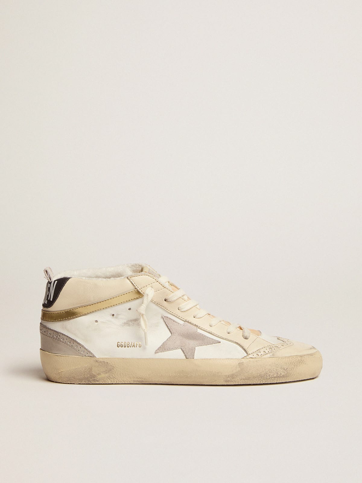 Golden Goose - Men's Mid Star with light gray suede star and gold flash in 