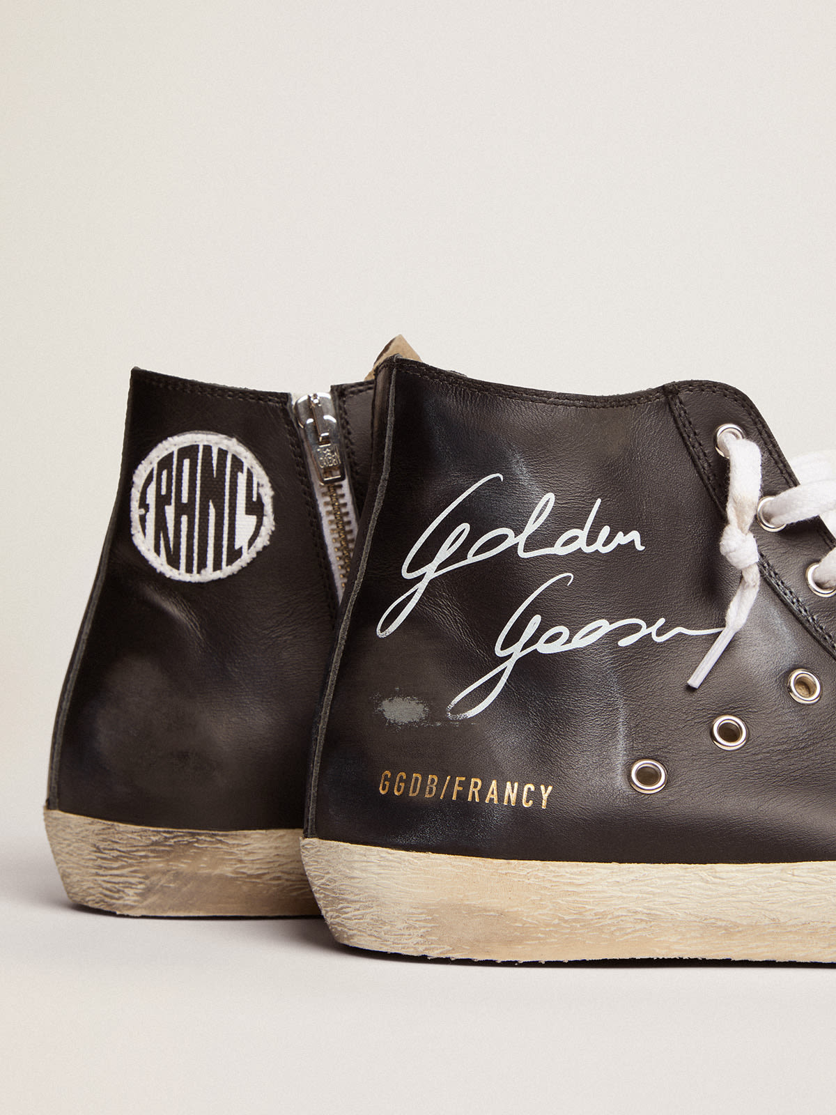Golden Goose - Sneaker Francy con tomaia in pelle nera e stella in pelle bianca in 