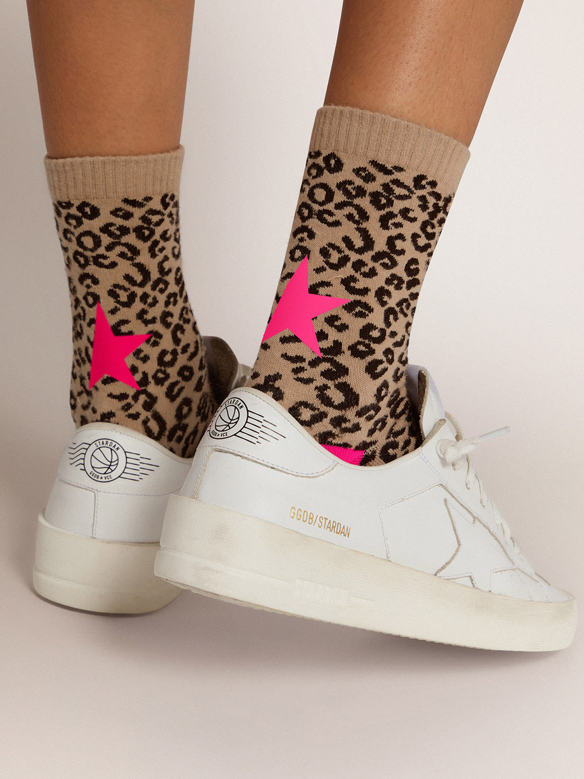 Golden Goose - Animal-print socks with sand-colored base and fuchsia details in 