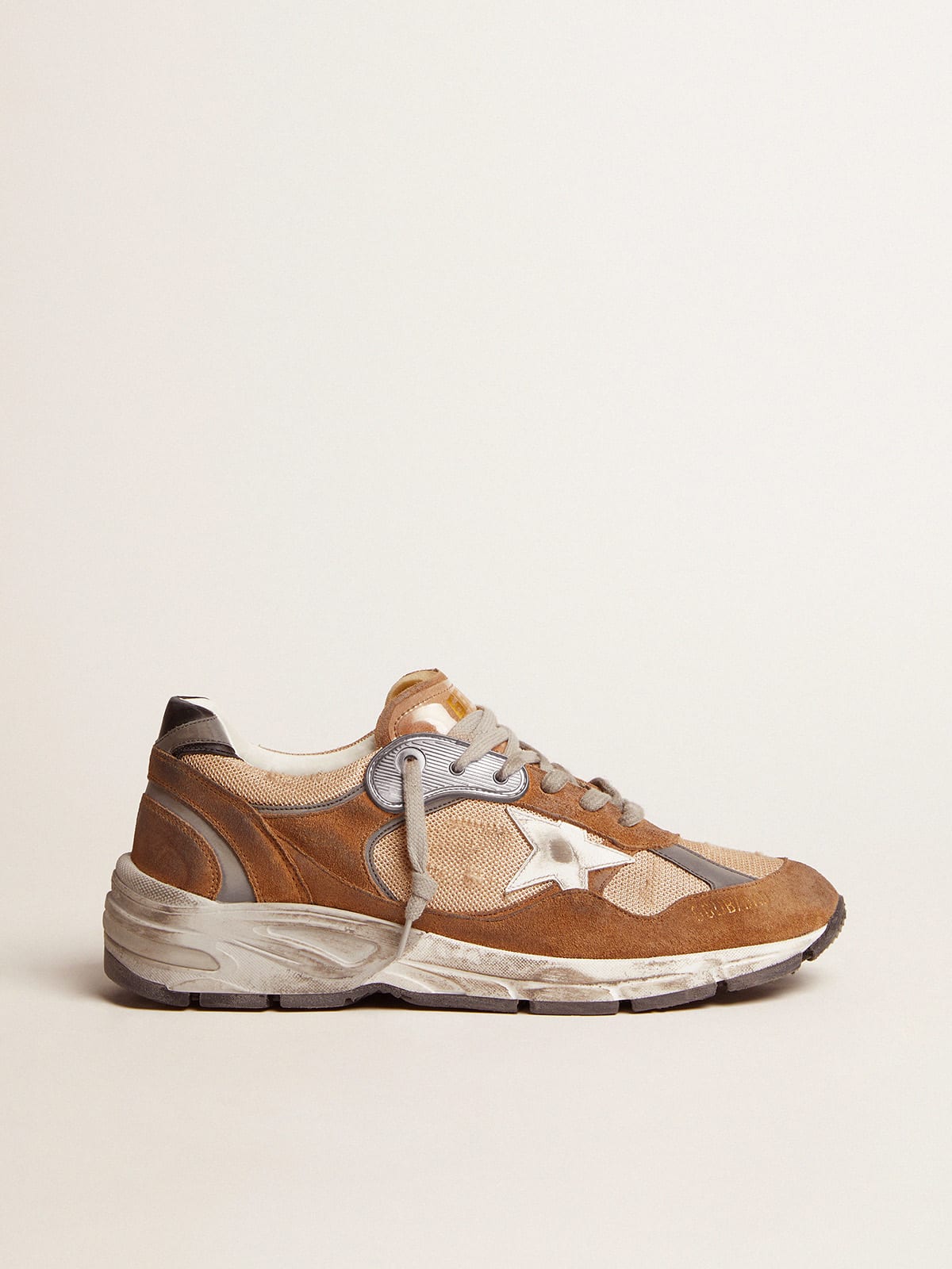 Golden Goose - Dad-Star Uomo in rete e suede color tabacco con stella bianca in 