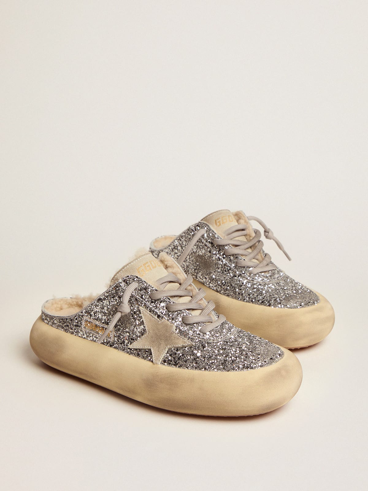 Golden Goose - Space-Star Sabot Donna in glitter argento e fodera in shearling in 