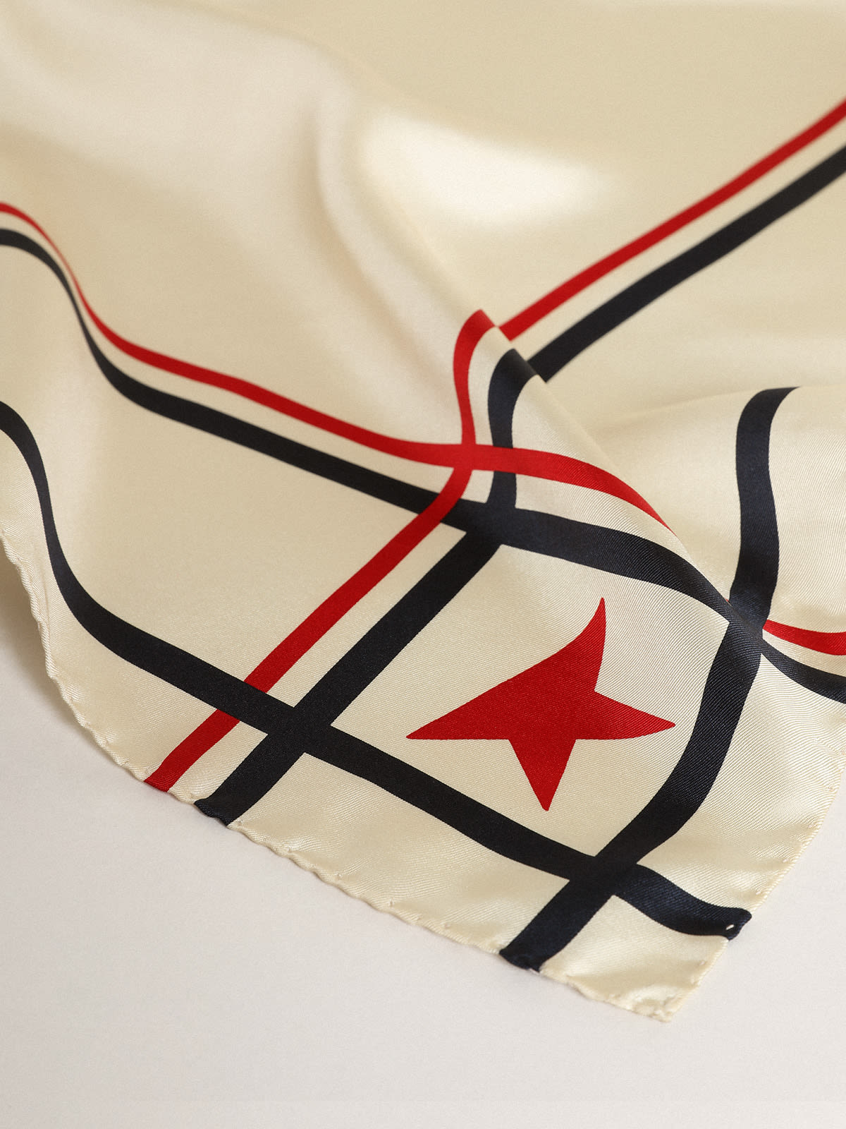 Golden Goose - White scarf with contrasting stripes and colored stars in 