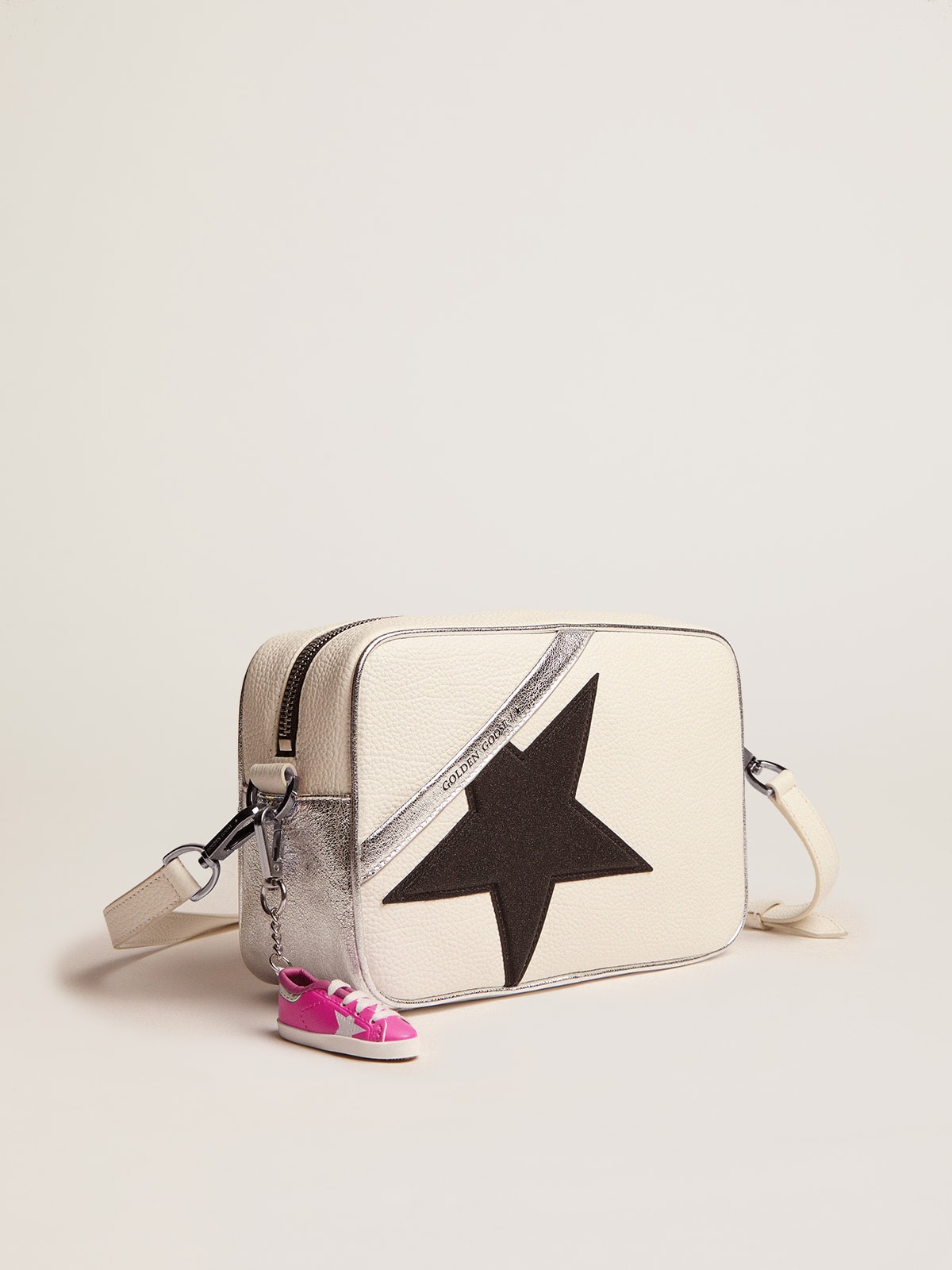 Golden Goose - Star Bag in white hammered leather, metallic silver trim and black glitter star in 