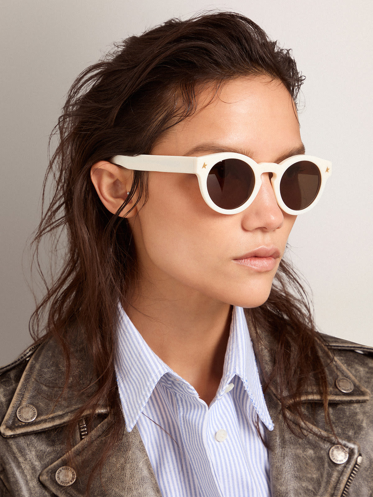 Golden Goose - Sunglasses Panthos model with white frame and gold details in 