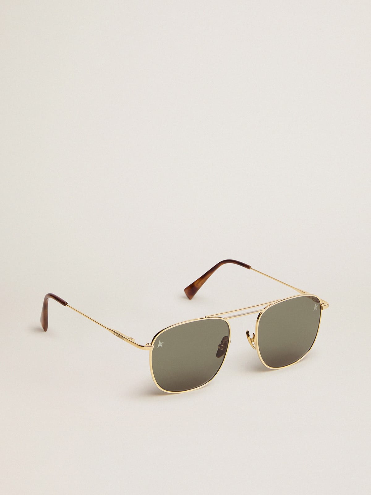 Over Size Gold Link Square Frame Sunglasses