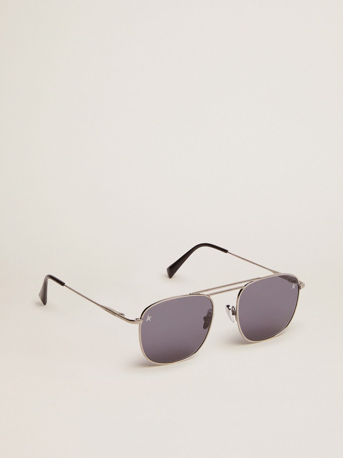 Golden Goose - Roger aviator sunglasses with black frame and black lenses in 