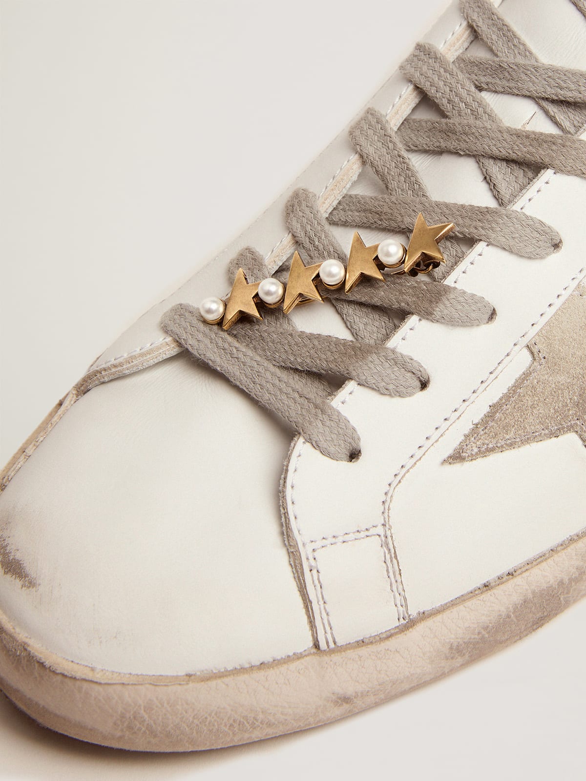 Golden Goose - Heritage Jewelmates Collection lace lock in old gold color with decorative beads in 