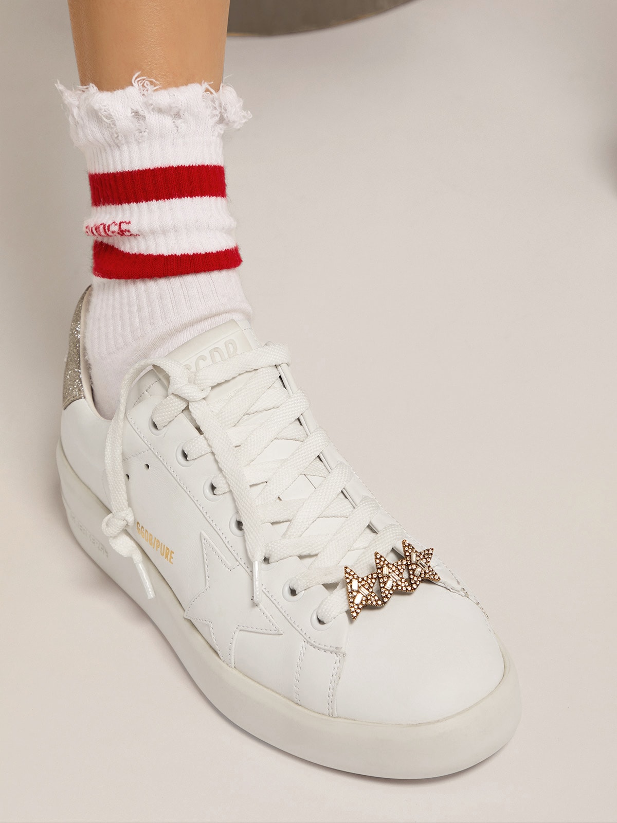 Golden Goose - Accessorio per lacci con tre stelle color oro antico con cristalli in 