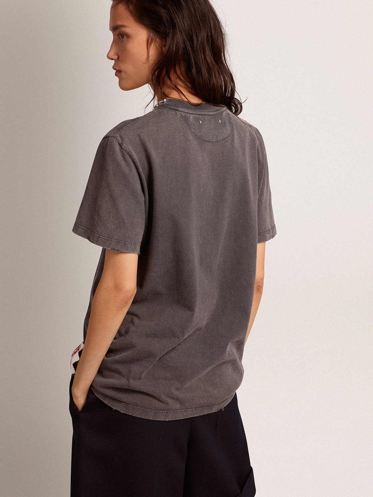 Golden Goose - Women's anthracite gray T-shirt with crystals in 