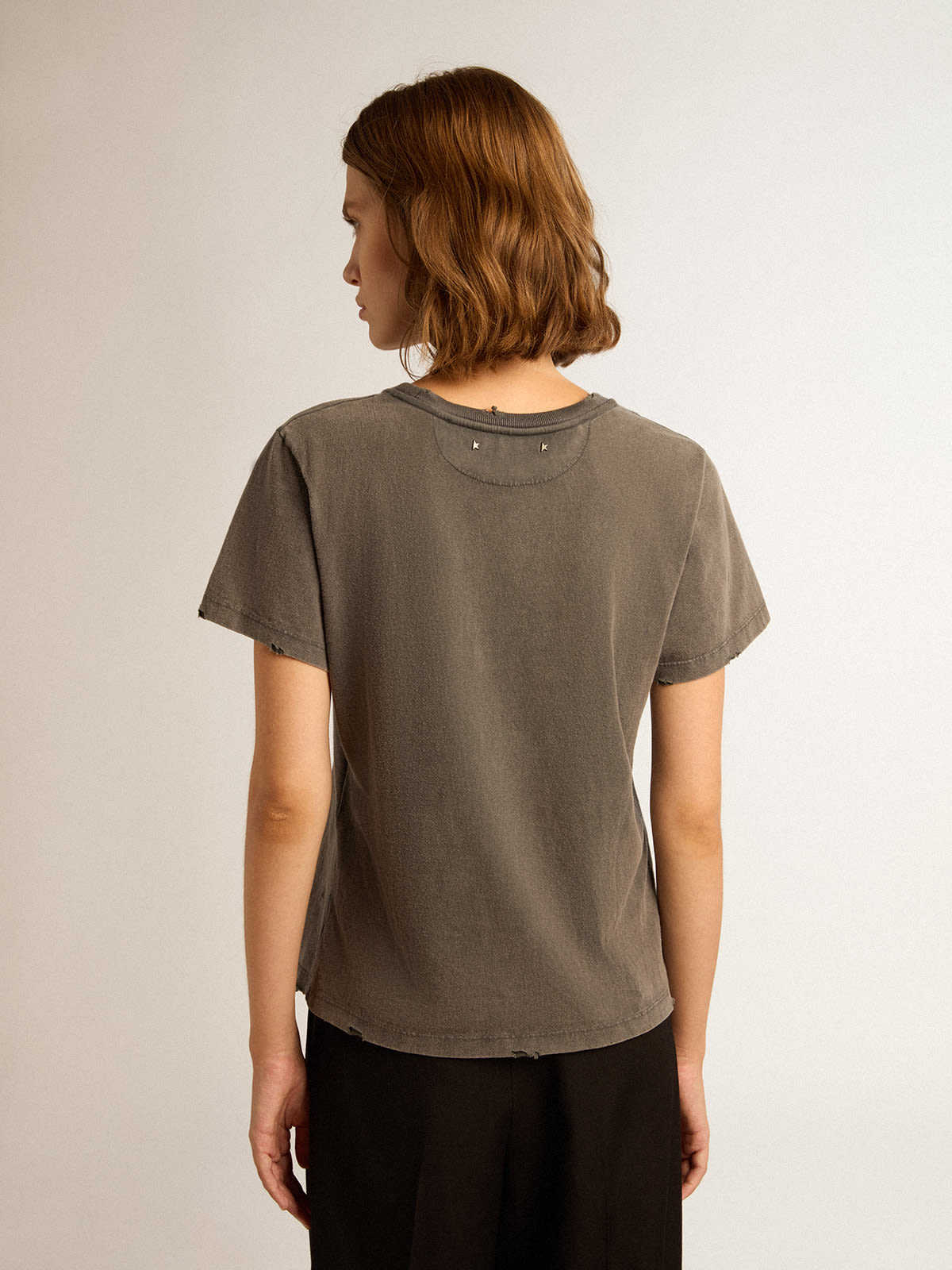 Golden Goose - Golden Collection T-shirt in anthracite gray with a distressed treatment in 