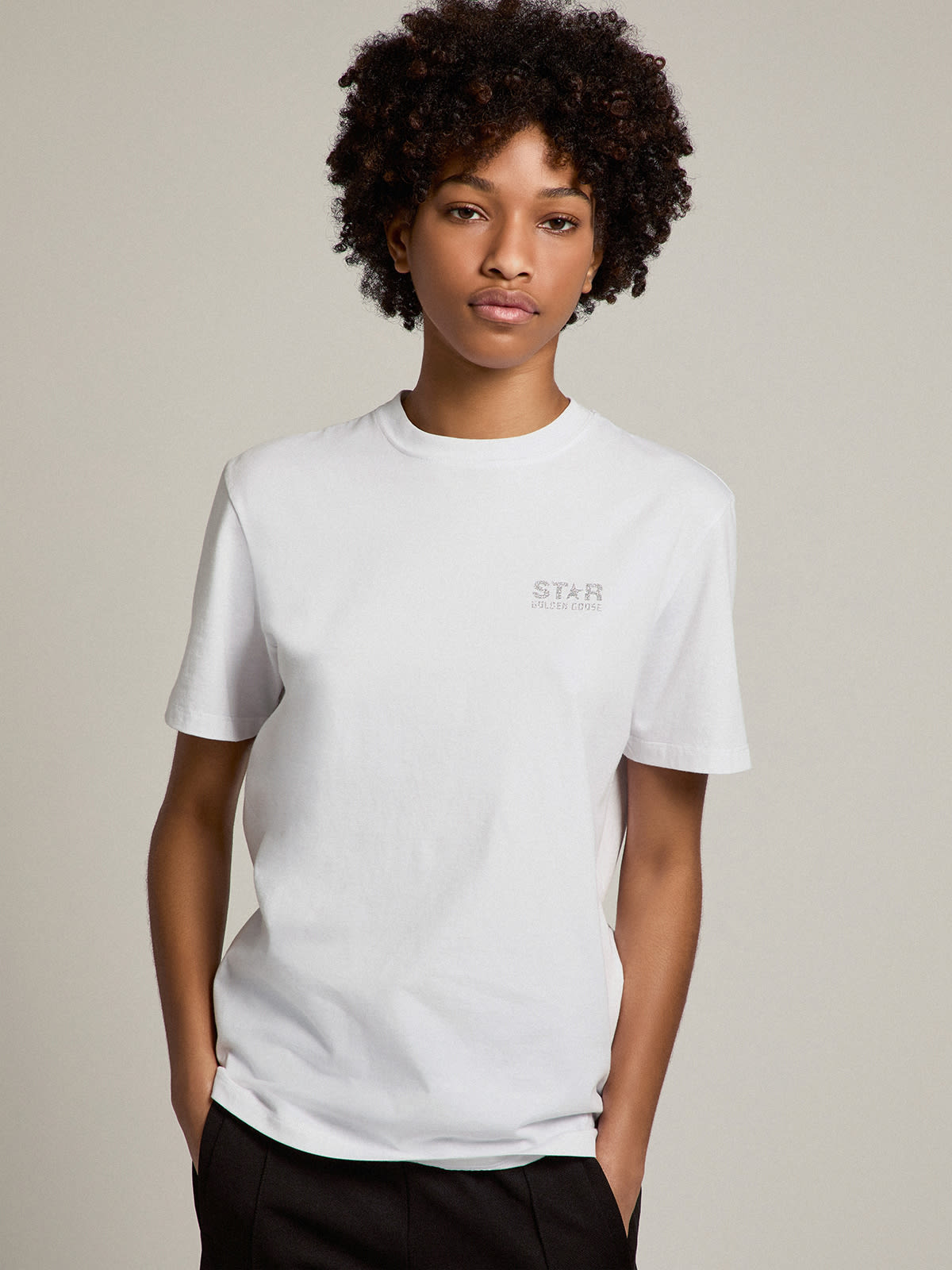 T shirt femme blanc avec logo et toile paillettes argent es