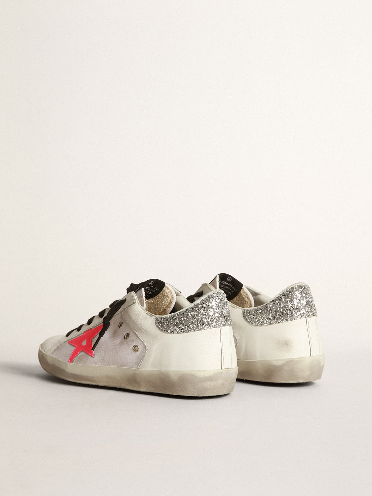 Golden Goose - Super-Star sneakers in white leather and canvas with shocking-pink leather star and silver glitter heel tab in 