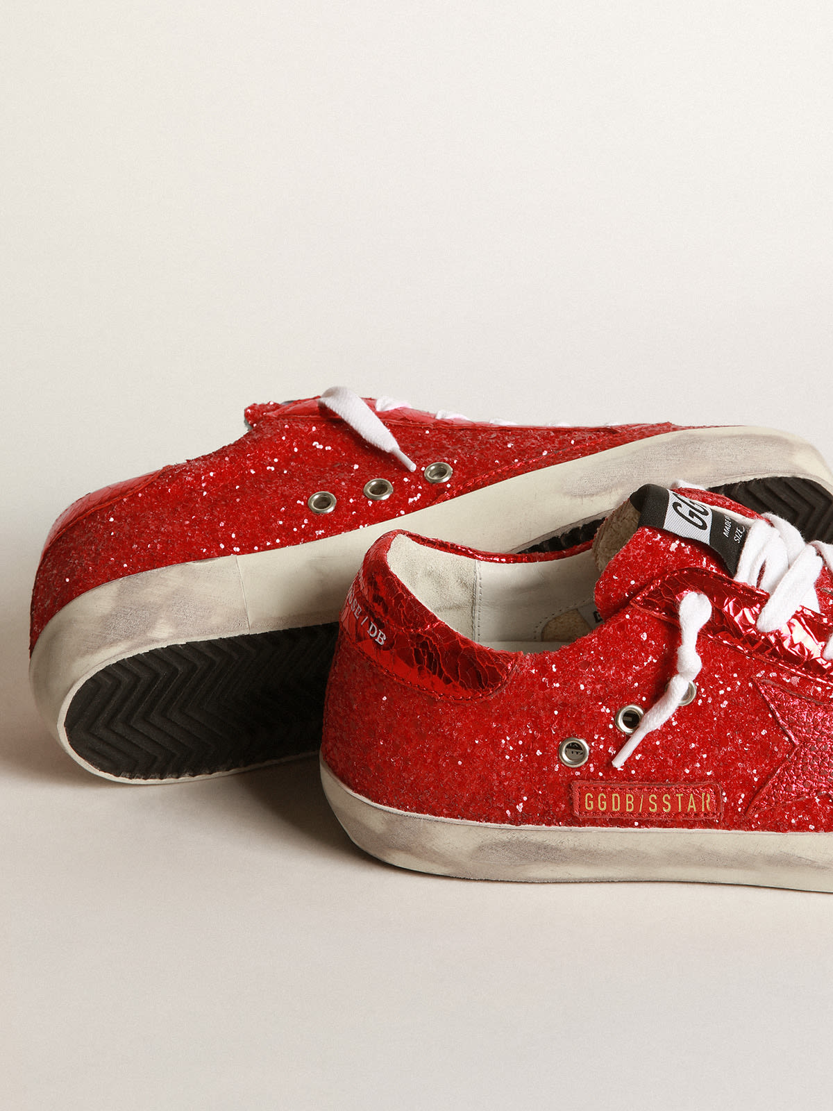 Red sparkle hot sale sneakers