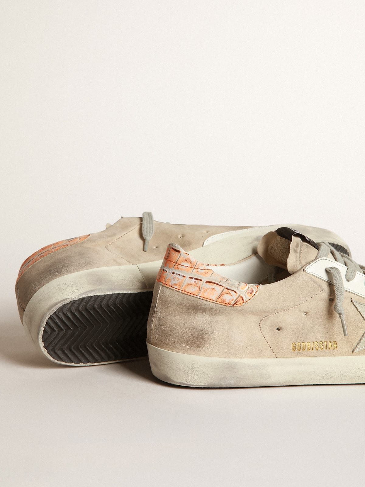 Golden goose hot sale tan sneakers