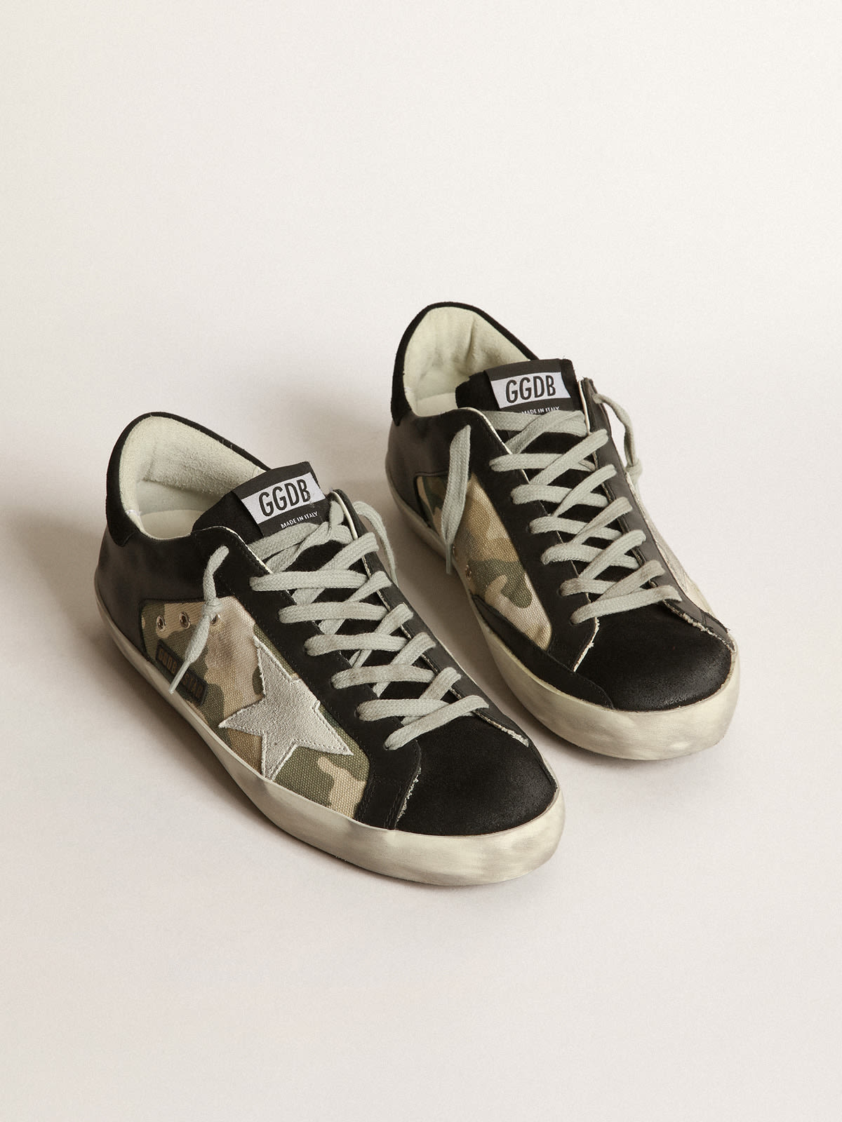 Golden Goose - Super-Star sneakers in black leather and camouflage canvas in 