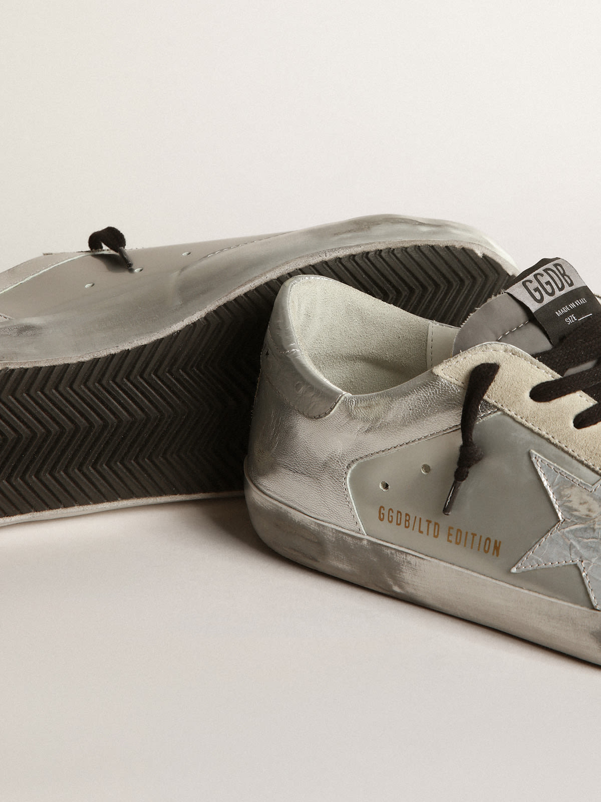 Super-Star LTD sneakers in silver leather with white crackle