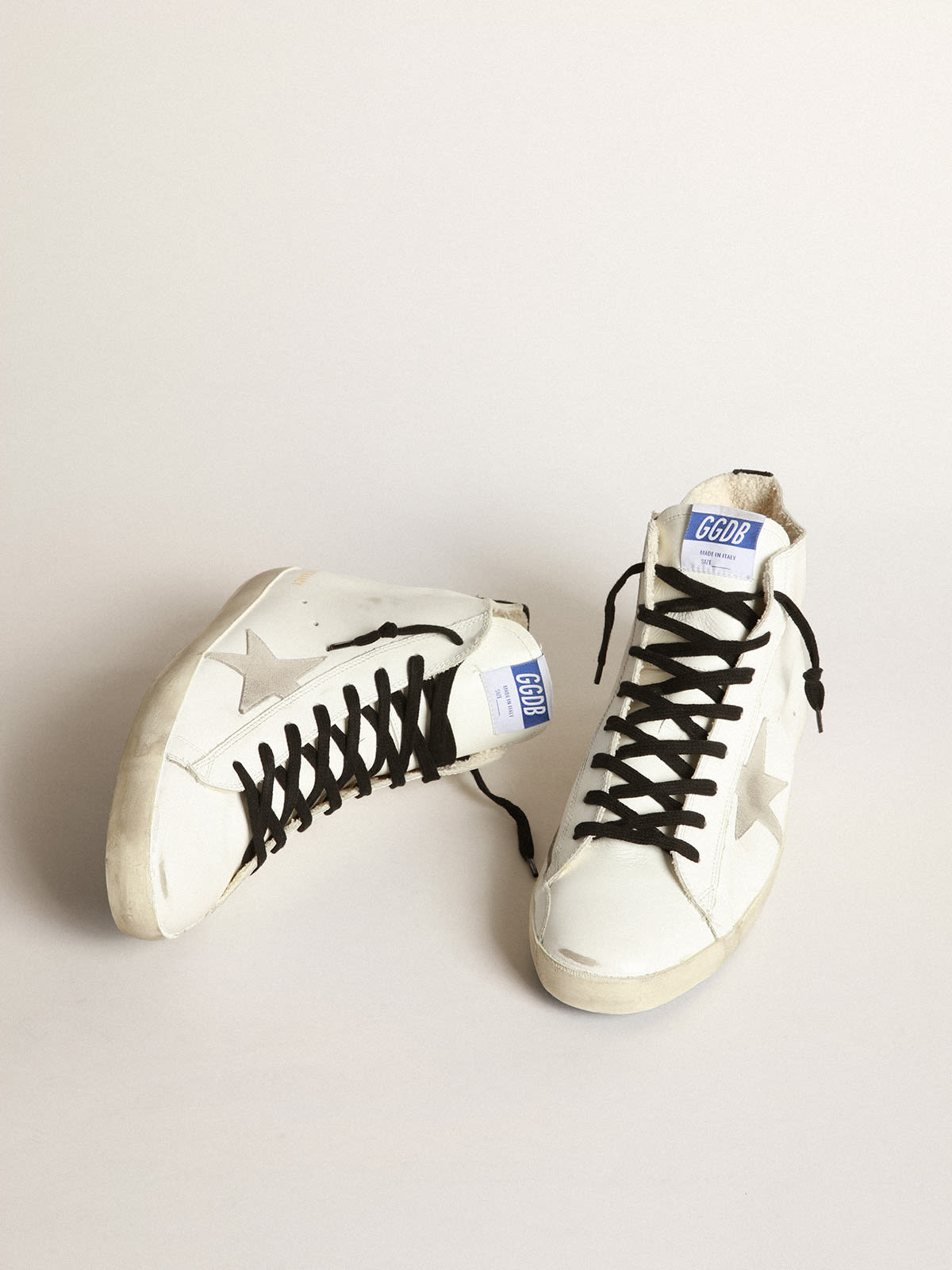 Francy sneakers in leather with suede star and blue sole