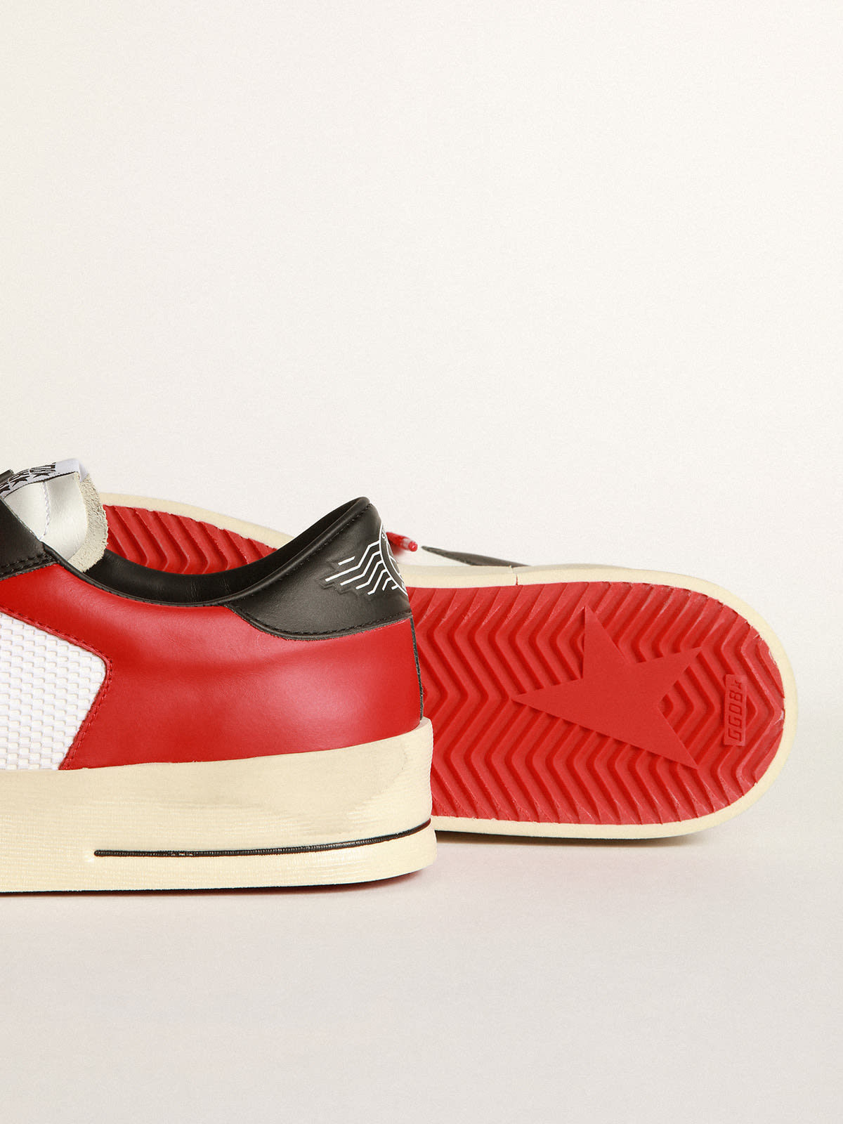 Stardan sneakers in red and white leather with mesh inserts | Golden Goose