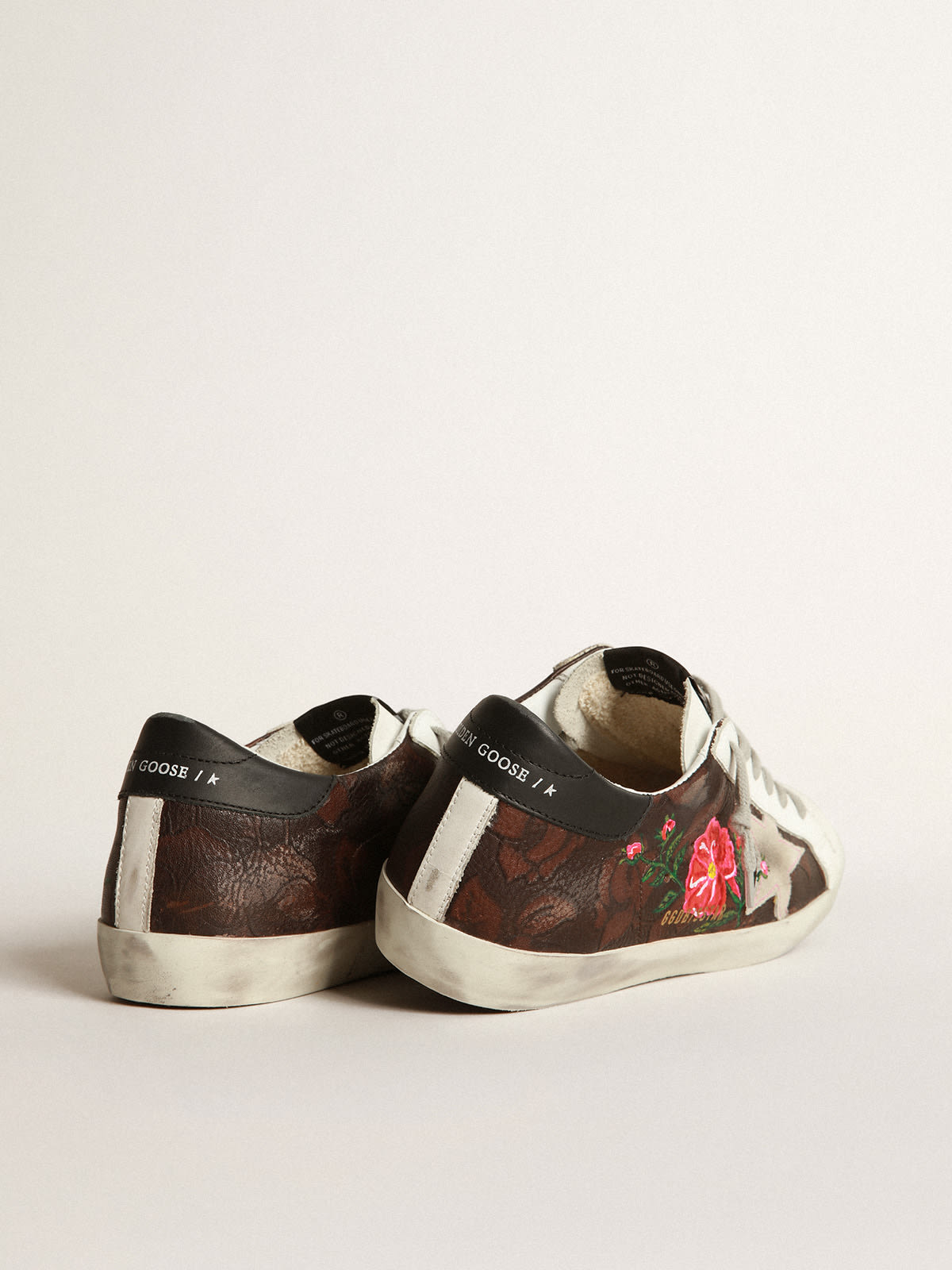 GOLDEN GOOSE PEINT SNEAKERS