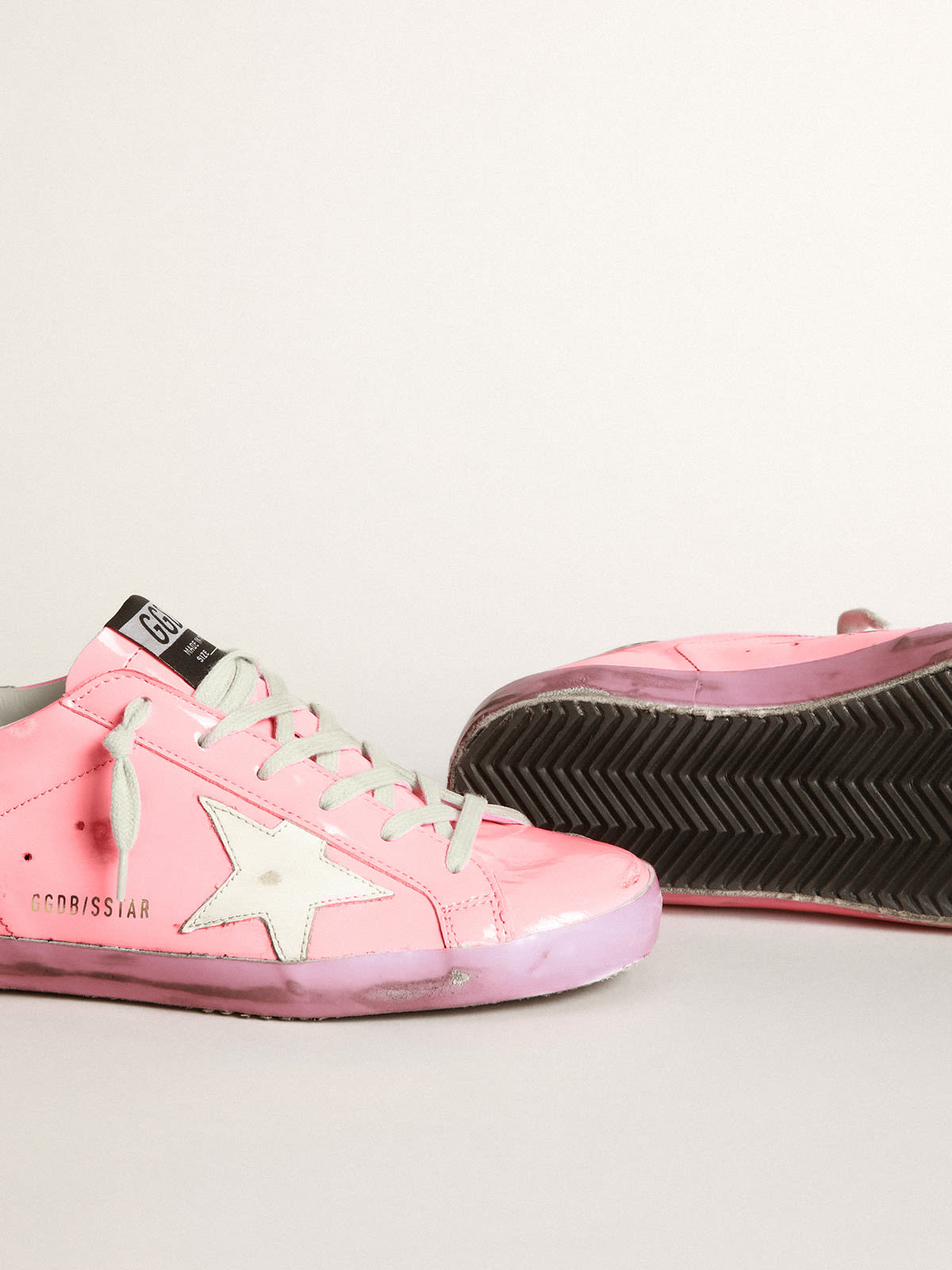 Golden goose store pink superstar