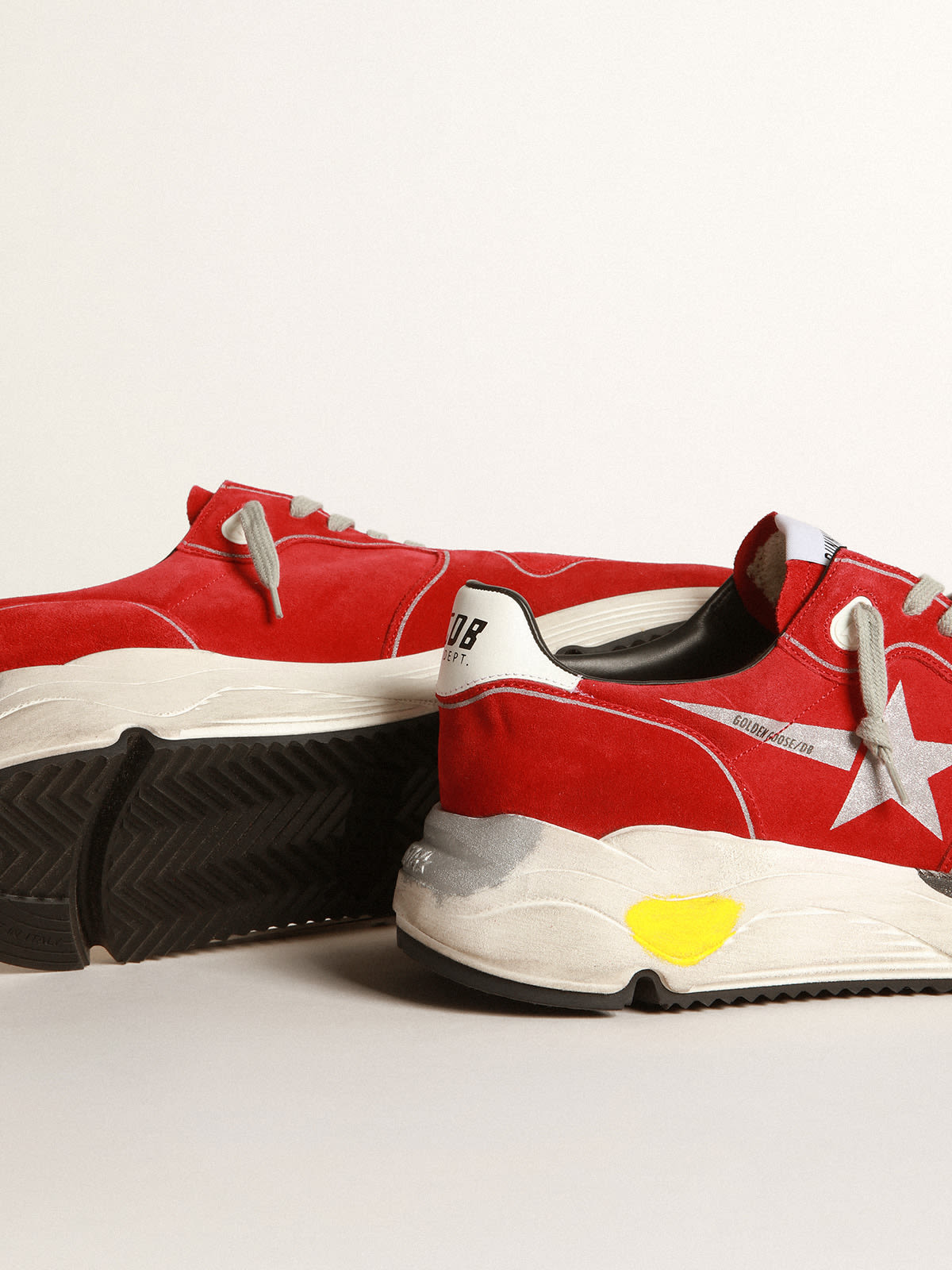 Golden goose best sale superstar contrast sneakers