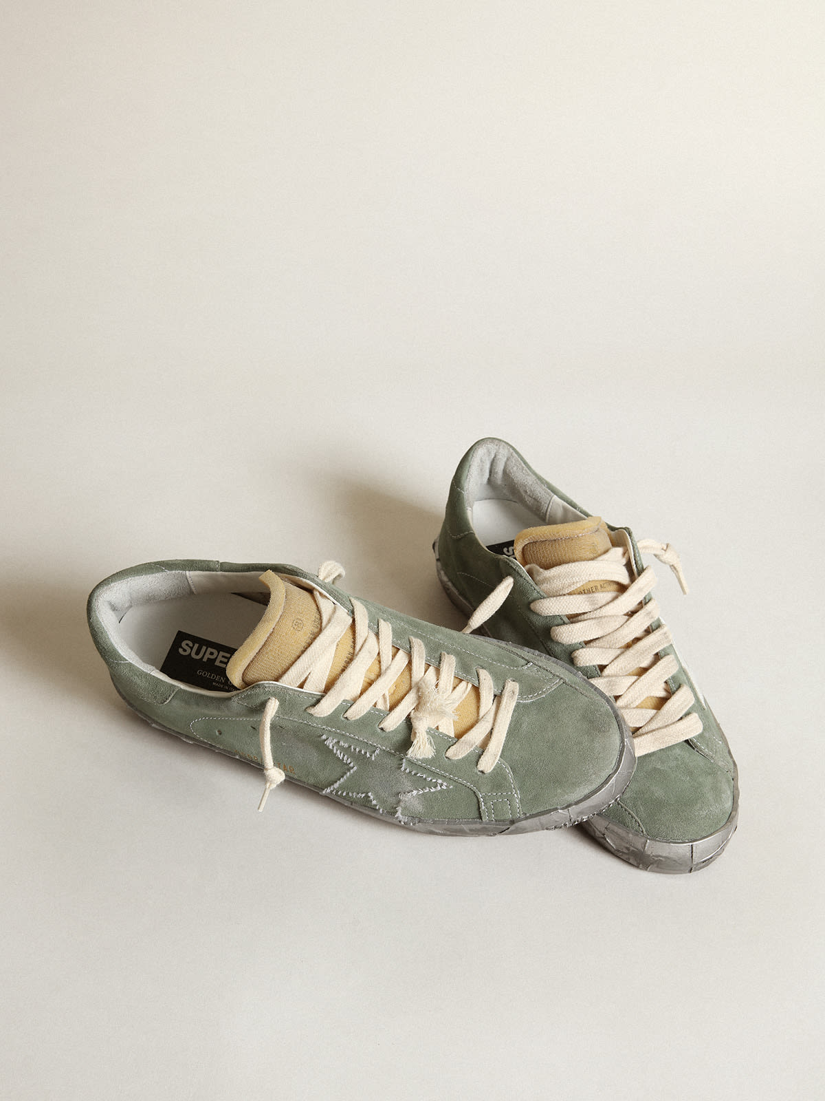 Golden Goose - Super-Star LAB sneakers in military-green suede with mismatched star in 
