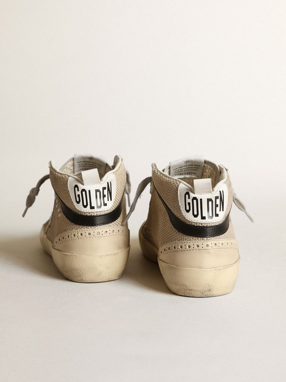 Golden Goose - Mid Star LTD feminino de tela cor creme com estrela prateada in 