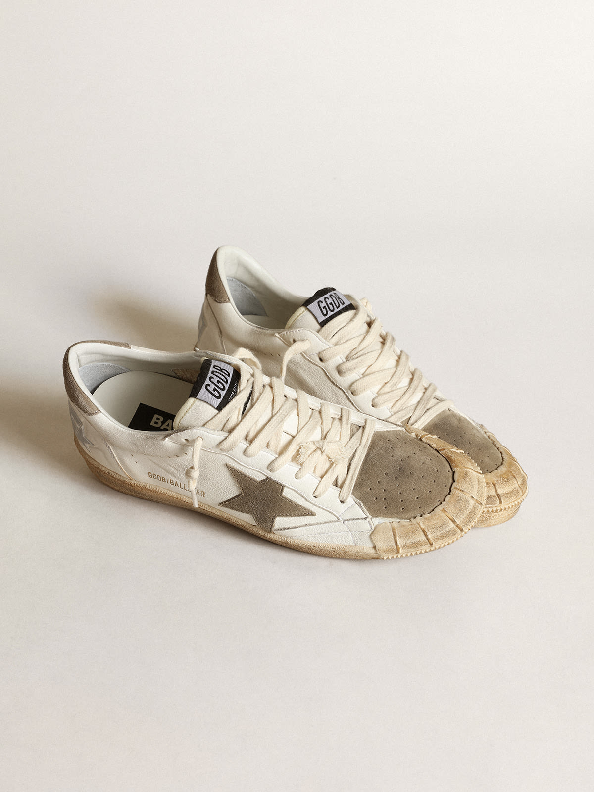 Golden Goose - White women’s Ball Star LTD with a dove gray star and heel tab in 
