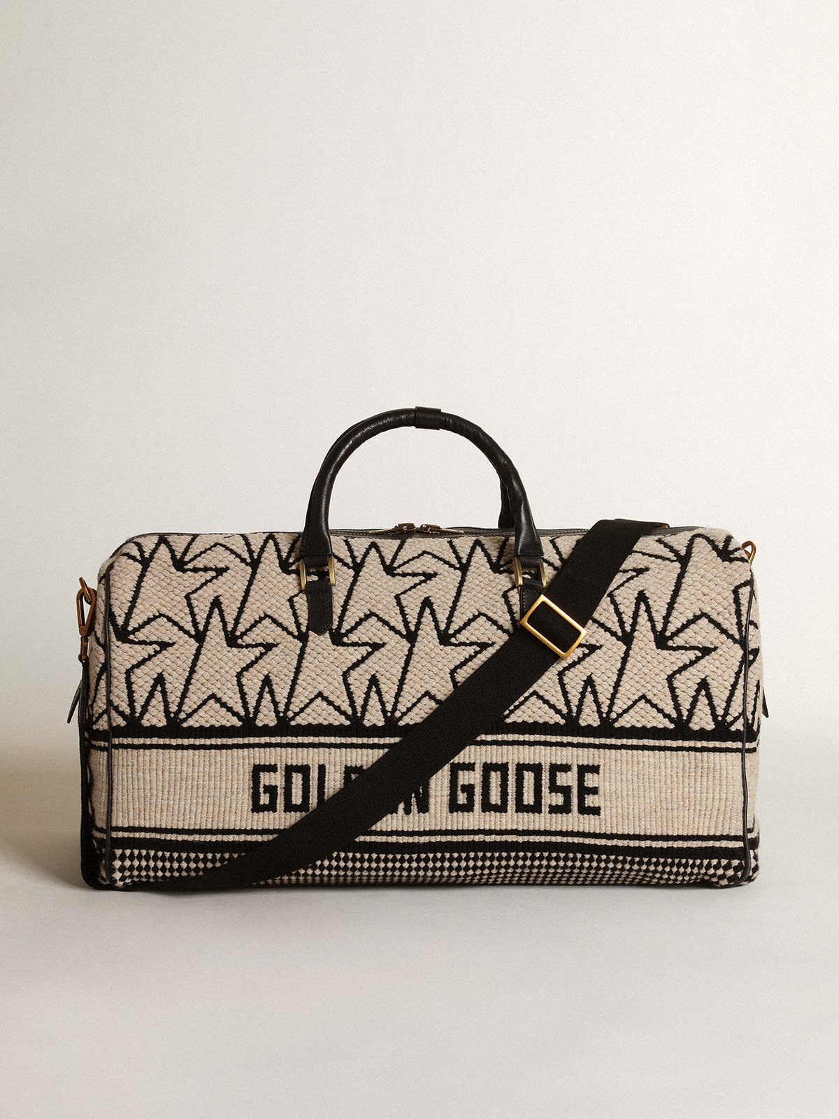 Men's duffle bag in milk-white jacquard wool and black lettering