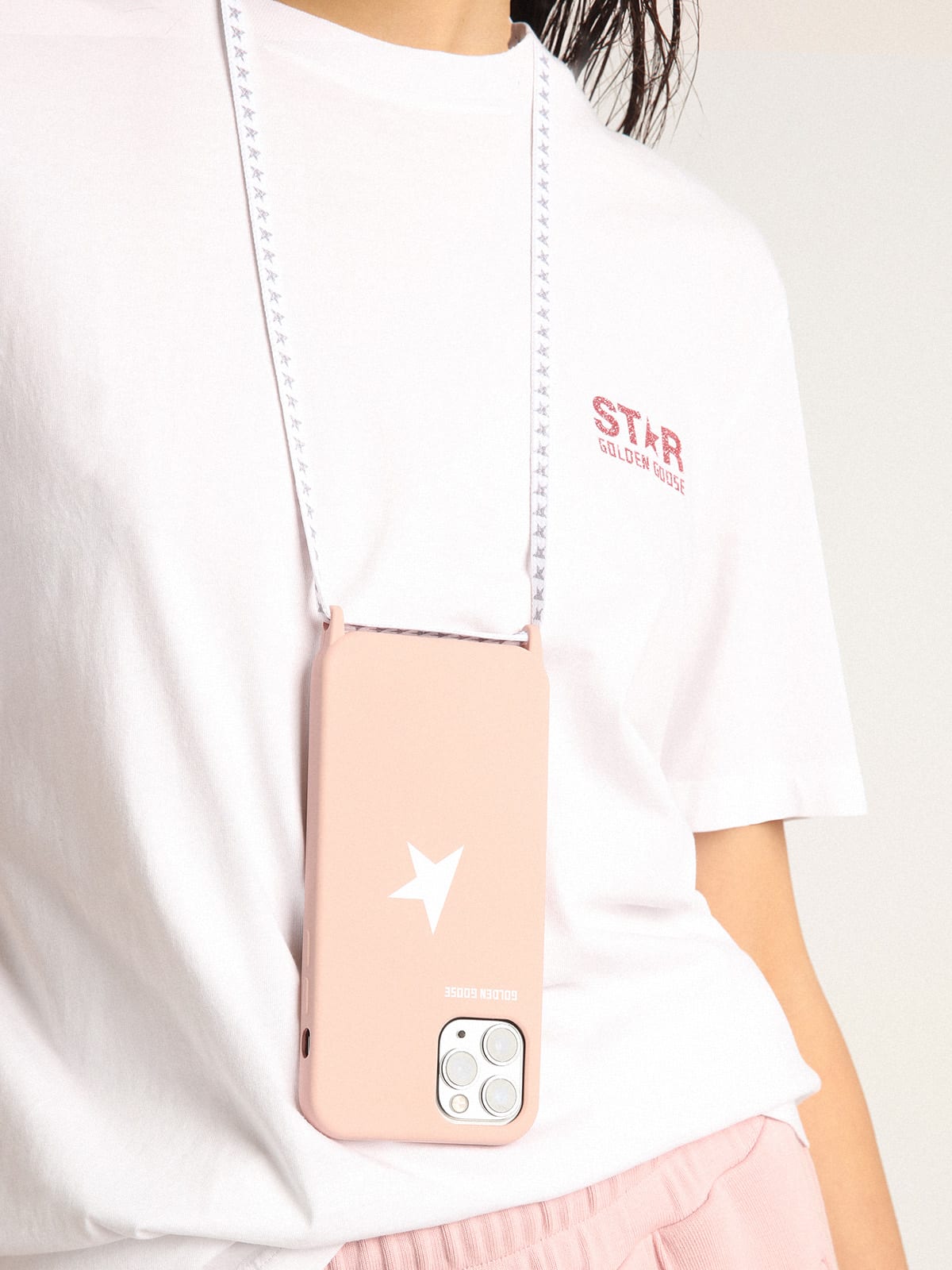 Golden Goose - Cover per iPhone 12 e 12 Pro Max di colore rosa chiaro con logo bianco a contrasto e lacci logati in 