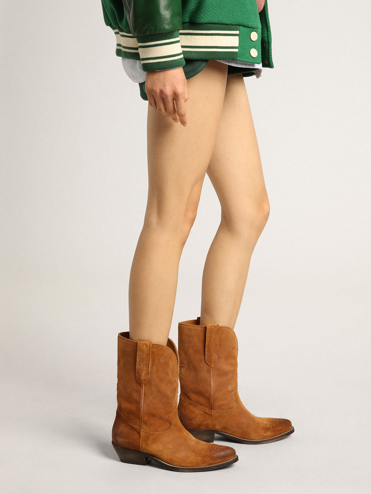 Golden Goose - Women's low boots in tobacco-colored suede with inlay star in 