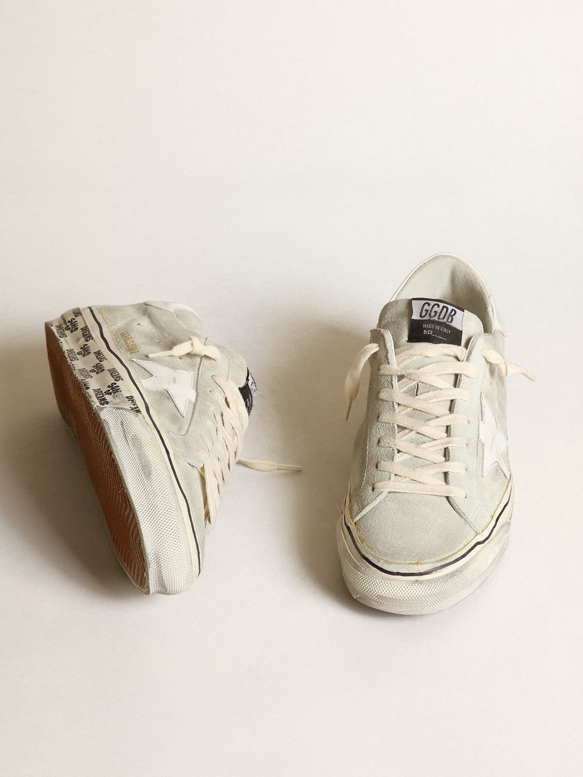 Golden Goose - Super-Star sneakers in ice-gray suede with white leather star and heel tab in 