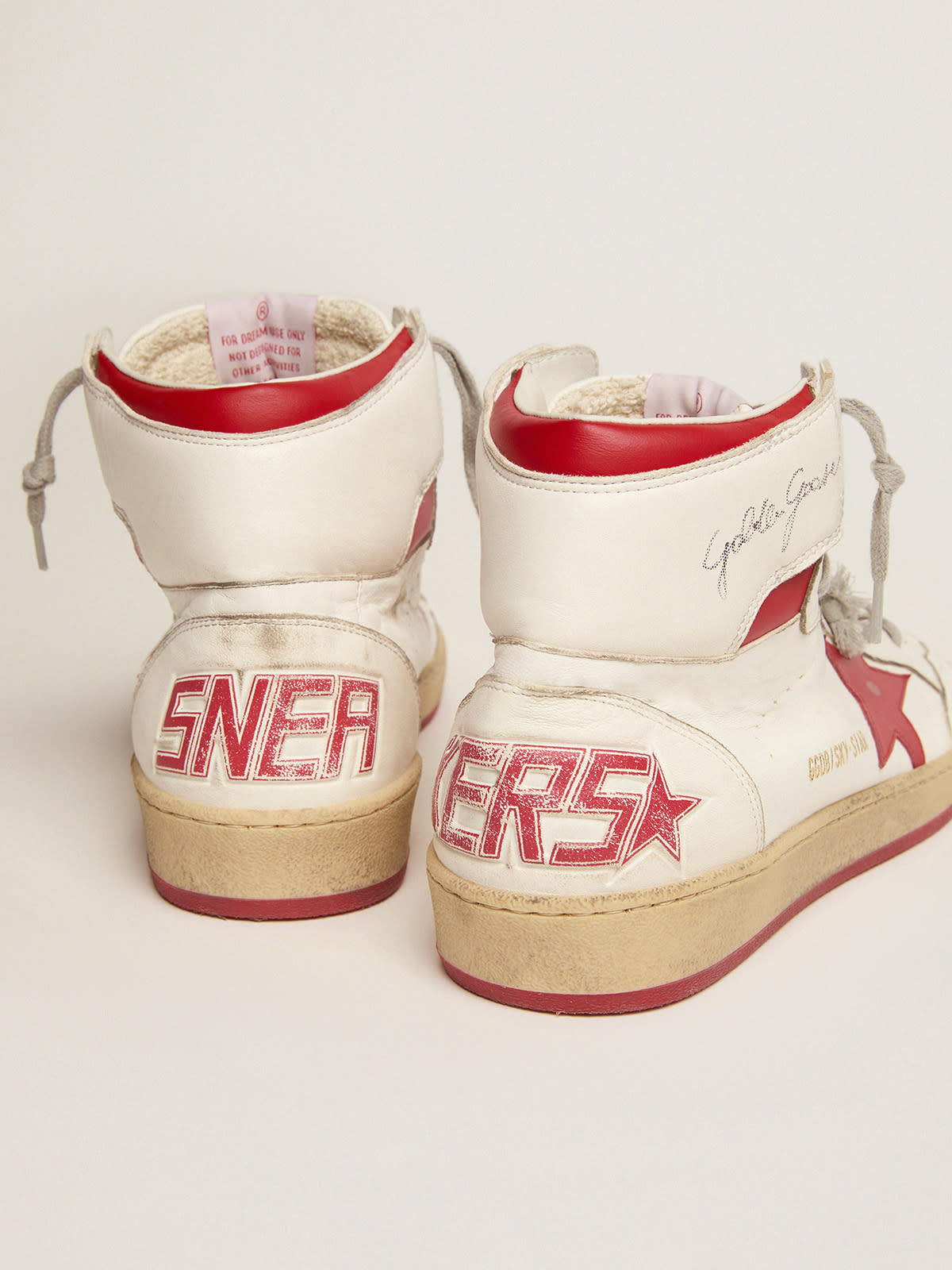 Golden Goose - Women's Sky-Star in white nappa with red star and heel tab in 