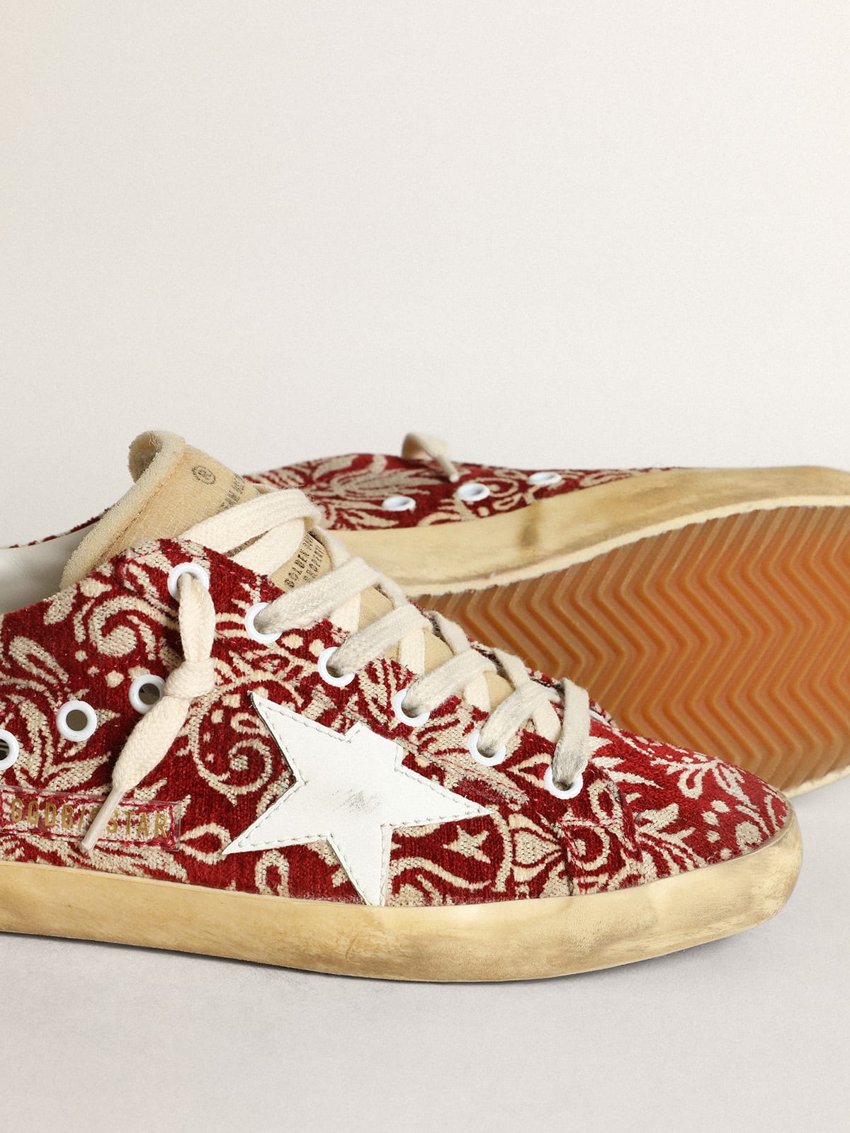 Golden Goose - Women's Super-Star in dark red and ivory jacquard fabric in 