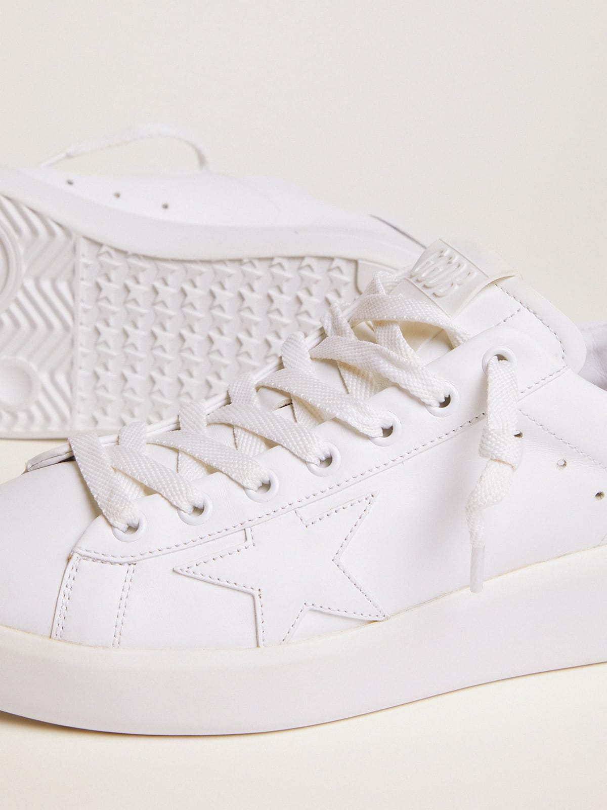 Golden Goose - Purestar sneakers in white leather with tone-on-tone star and silver micro-glitter heel tab in 