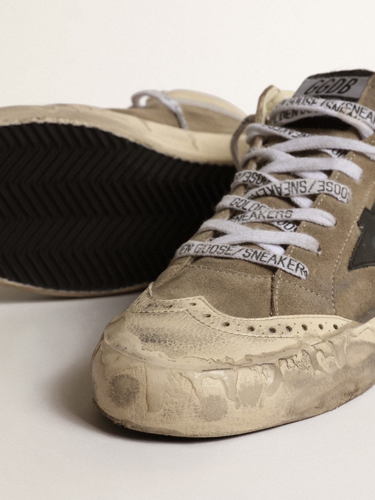 Golden Goose - Women’s Mid Star LAB in gray suede with black star in 