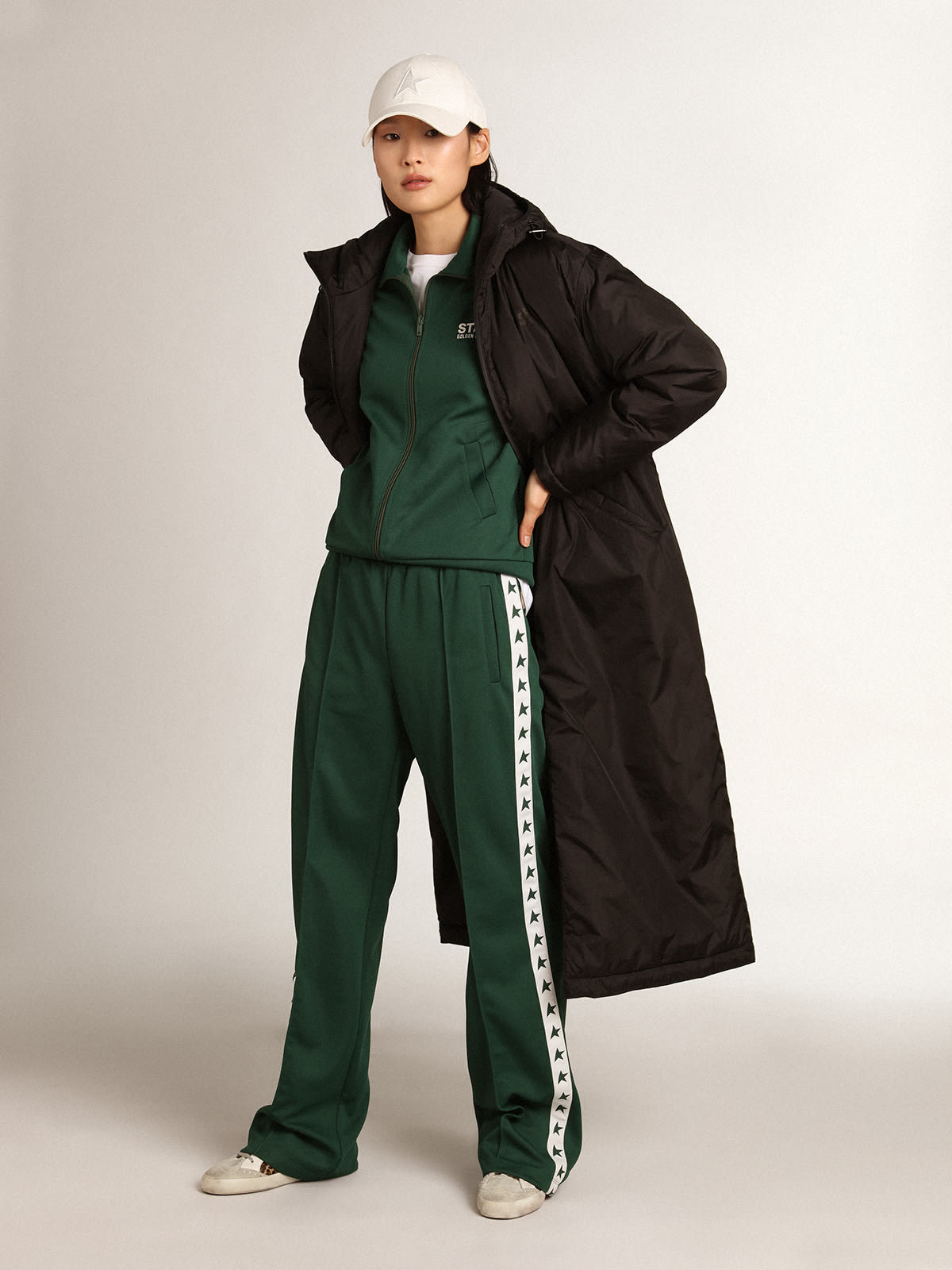 Golden Goose - Pantalone jogging da donna di colore verde brillante con fascia e stelle in 