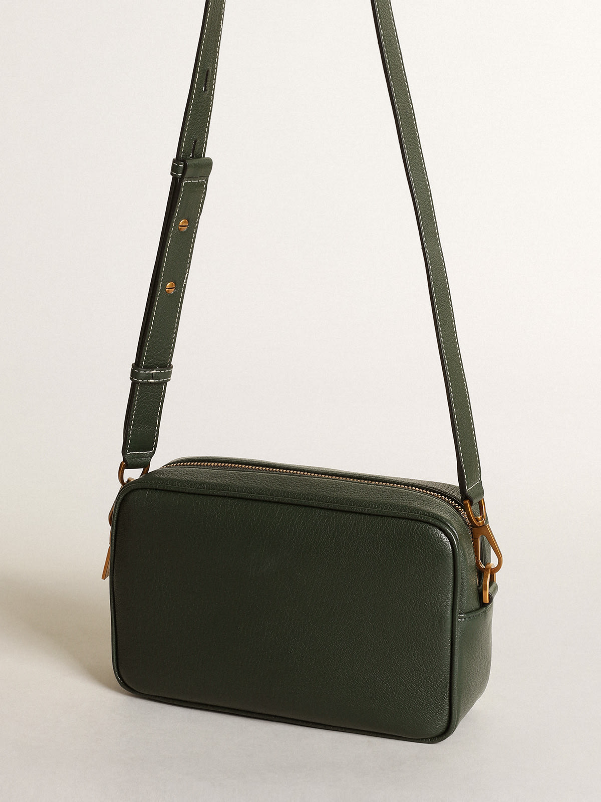 Golden Goose - Borsa Star Bag in pelle color verde scuro con stella ton sur ton in 