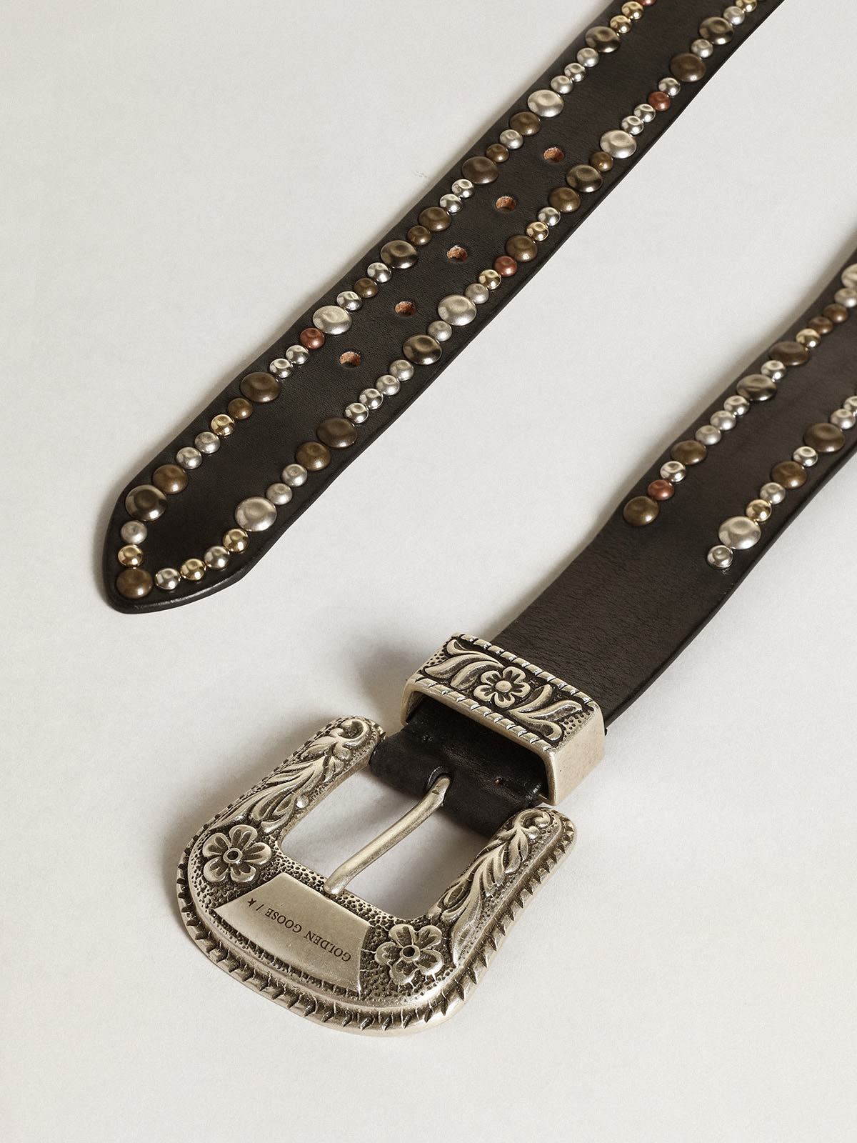Golden Goose - Women's belt in black leather with studs in 