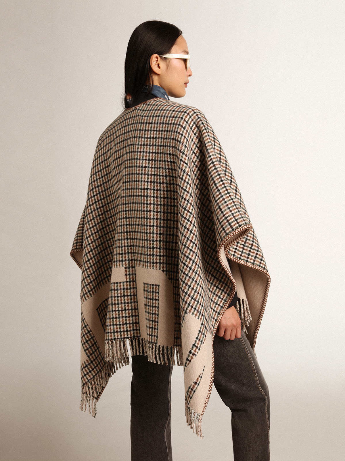 Golden Goose - Poncho in reversible cream-colored wool with check pattern and contrasting ‘Golden’ lettering in 