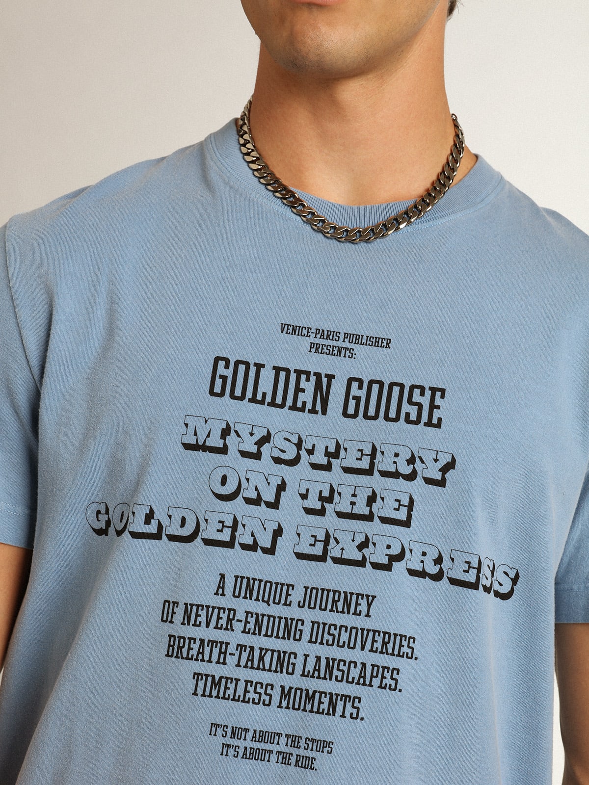 Golden Goose - Harbor-blue Journey Collection T-shirt with contrasting black Golden Goose Mystery On The Golden Express print on the front in 