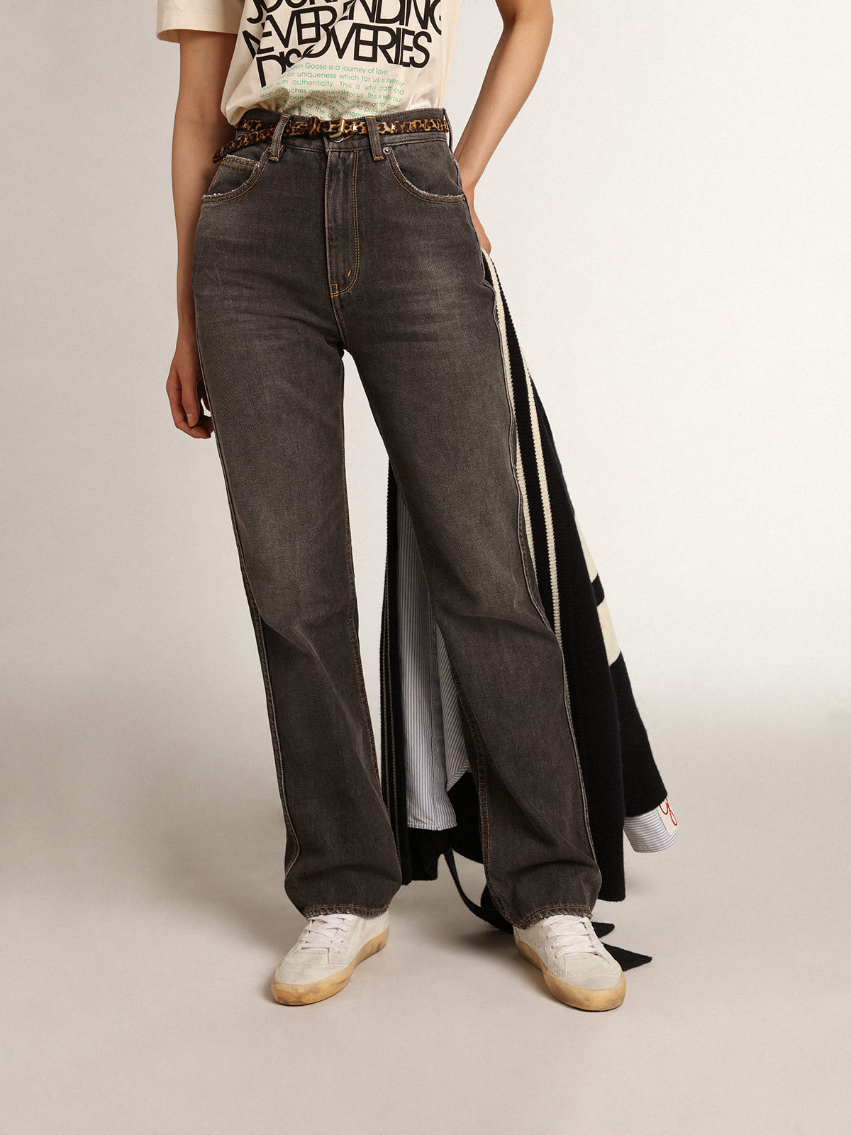 fysiek Onbekwaamheid gemiddelde Journey Collection stonewashed-effect black Frida jeans | Golden Goose