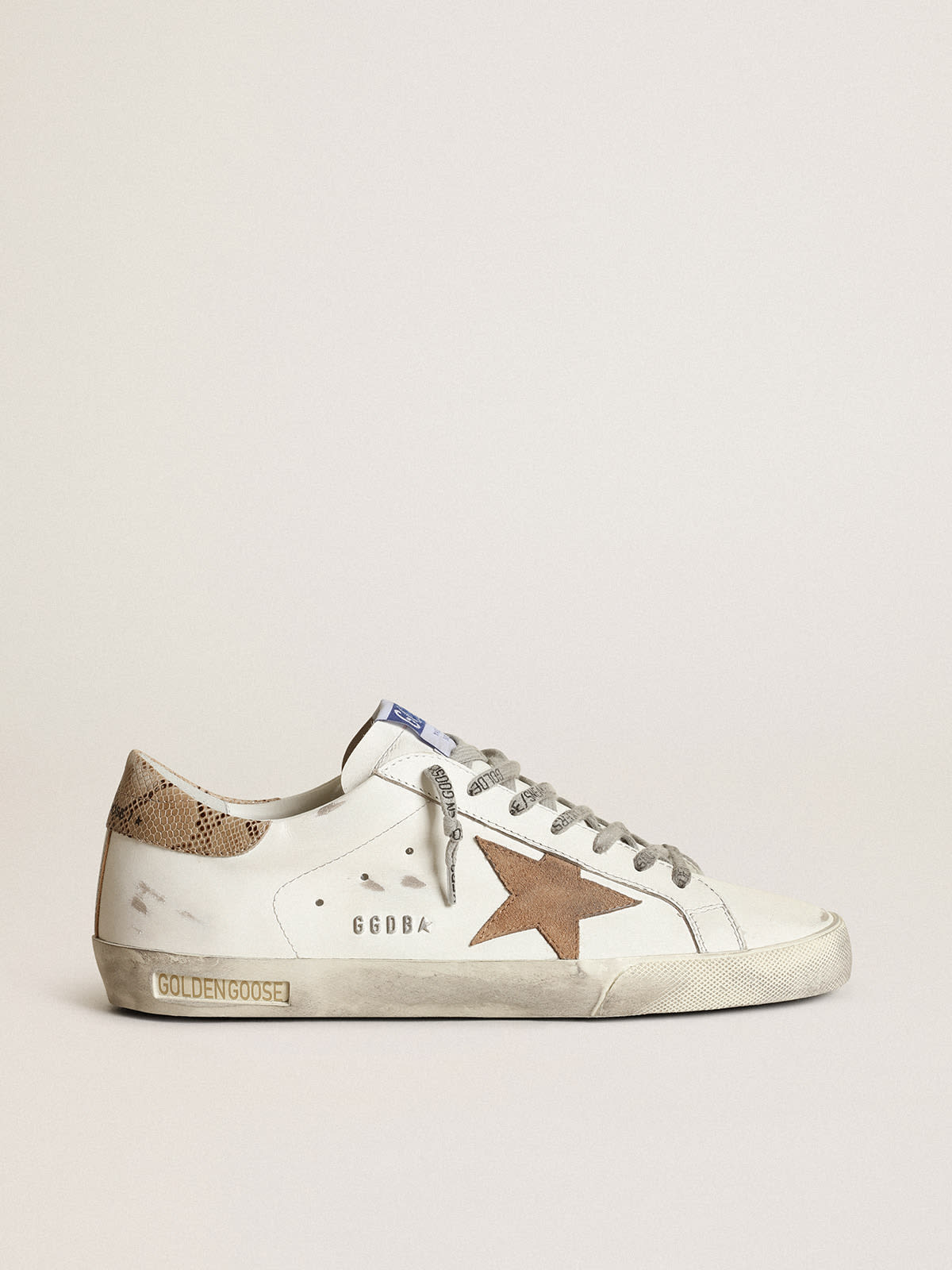 Golden Goose - Super-Star avec étoile en daim couleur tabac et contrefort beige in 